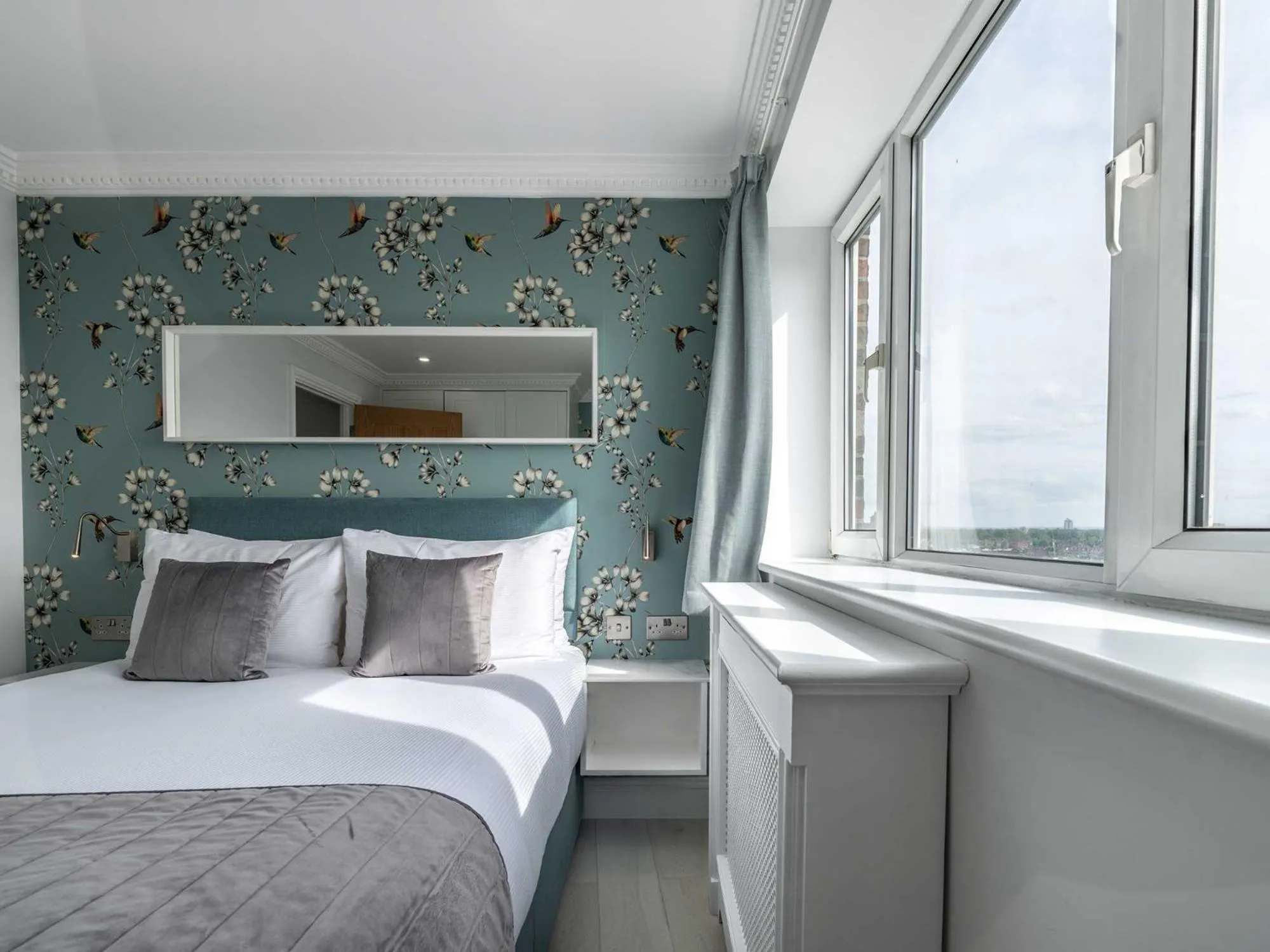 Bed in Chelsea Cloisters Serviced Apartments