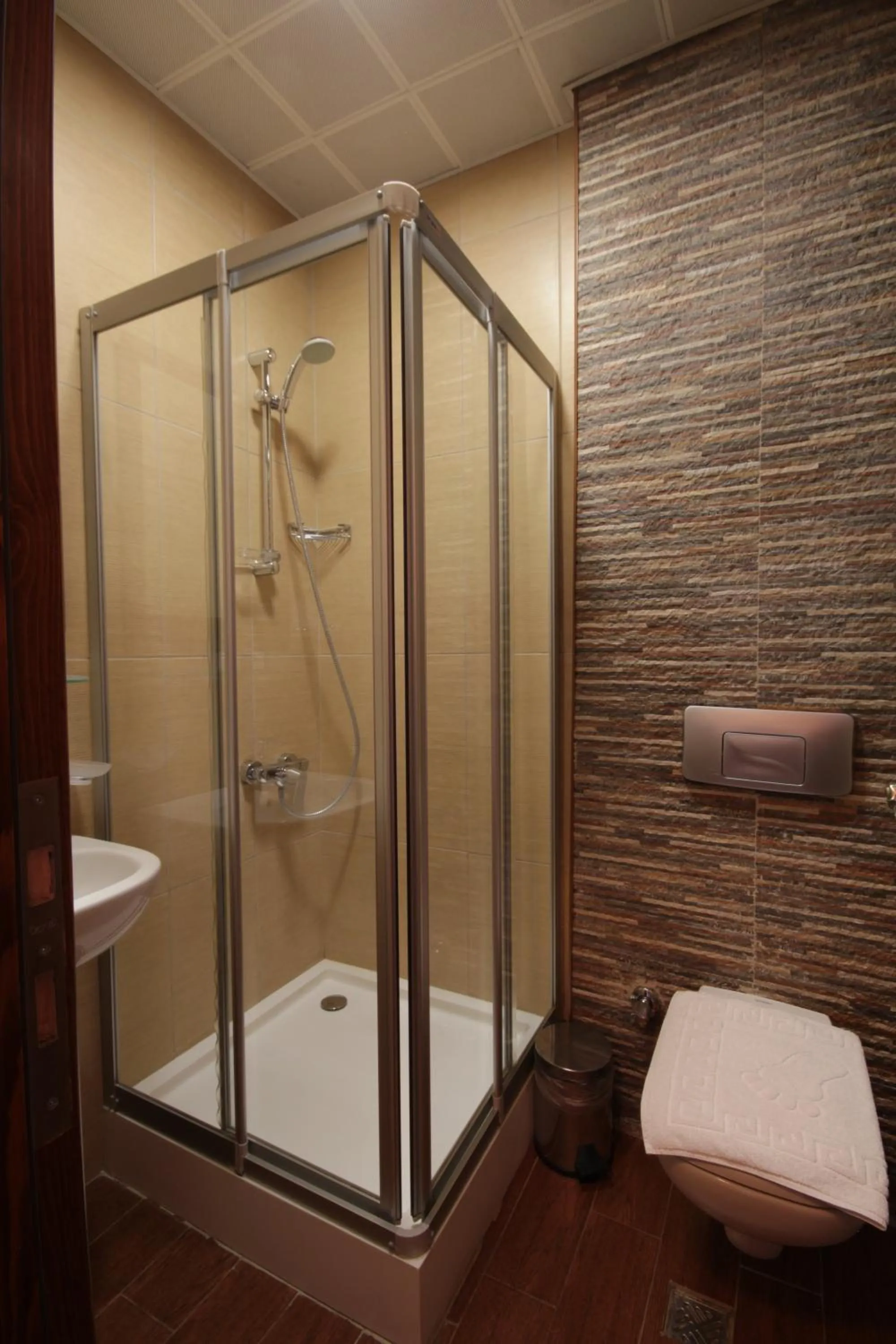 Bathroom in Konya Dervish Hotel