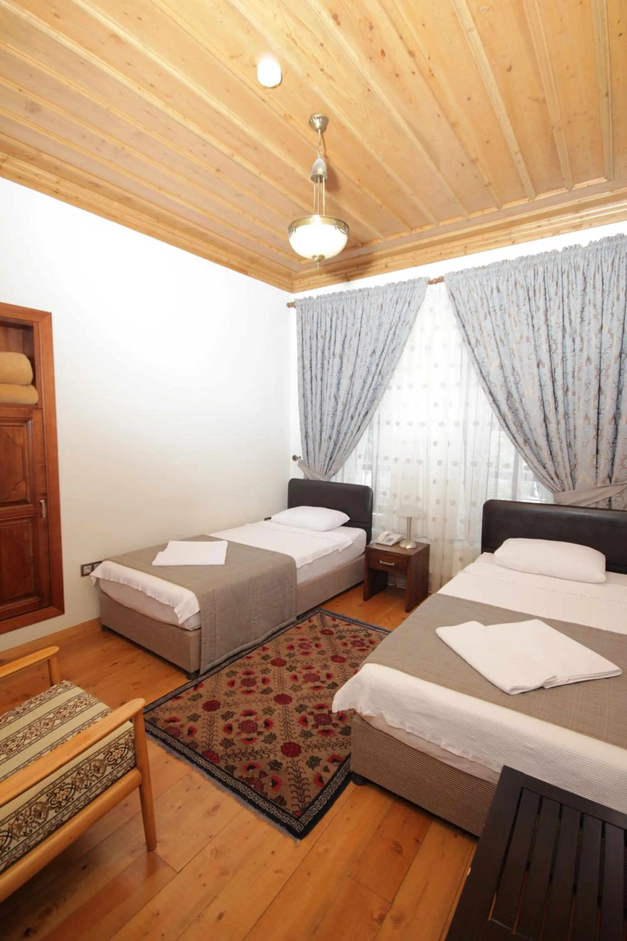 Photo of the whole room, Bed in Konya Dervish Hotel