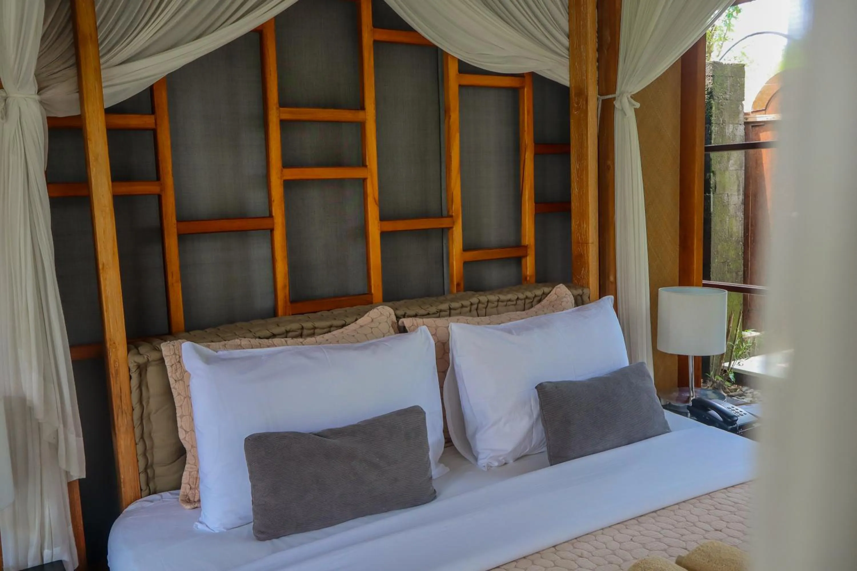Bedroom, Bed in Luwak Estate