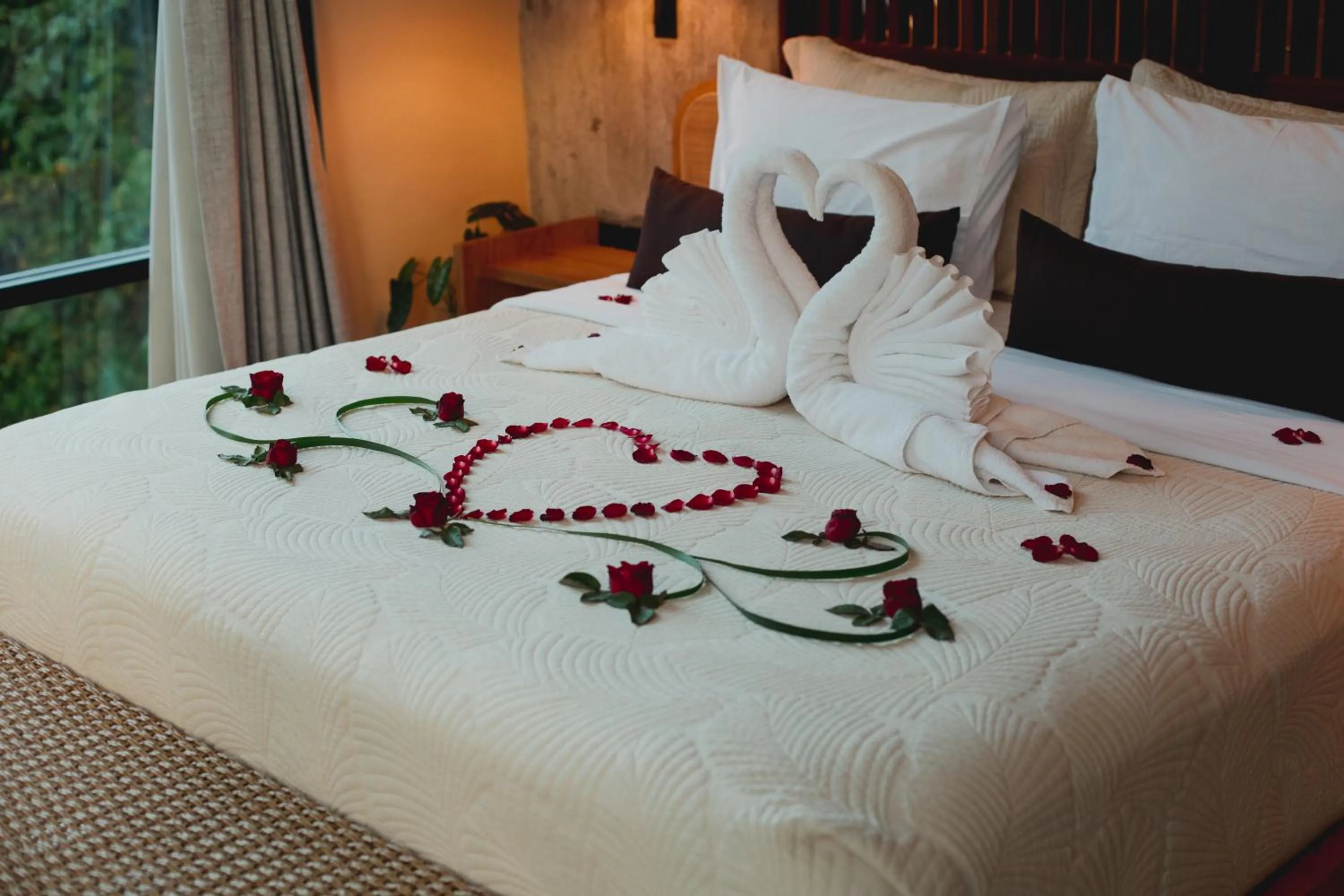 Bedroom, Bed in Luwak Ubud Villa & Jungle Suite