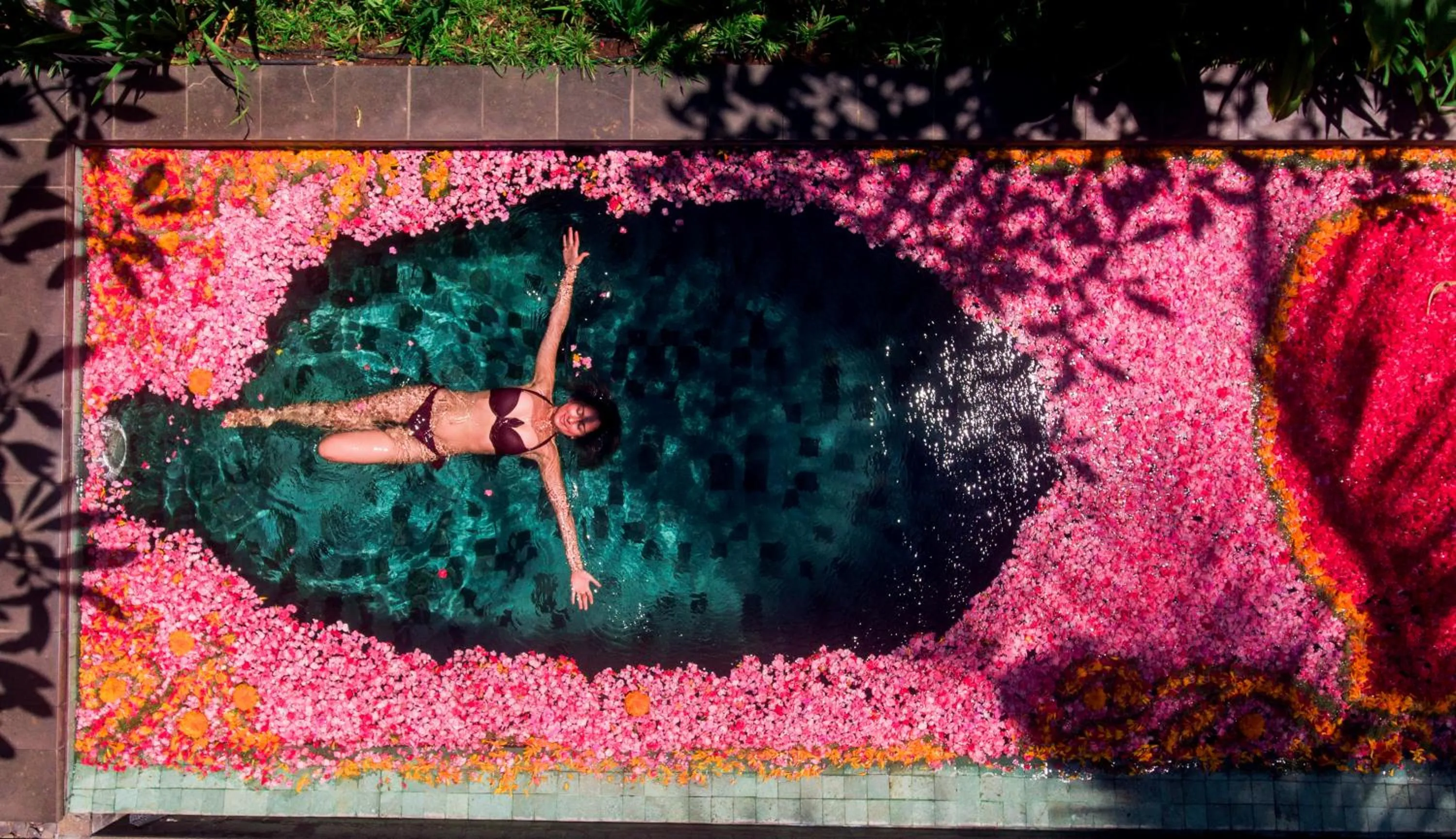 Swimming pool in Luwak Estate