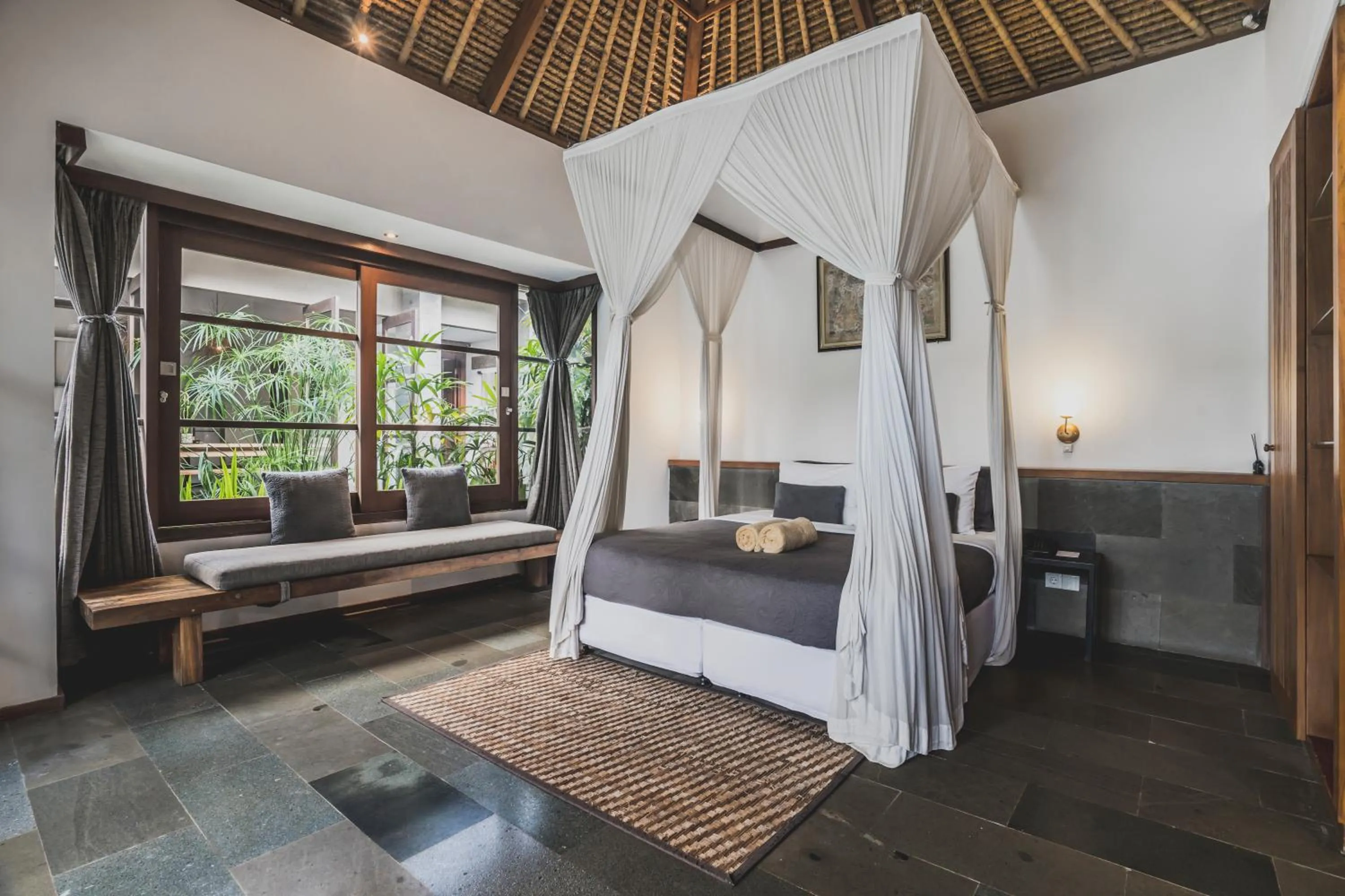 Bedroom, Bed in Luwak Estate