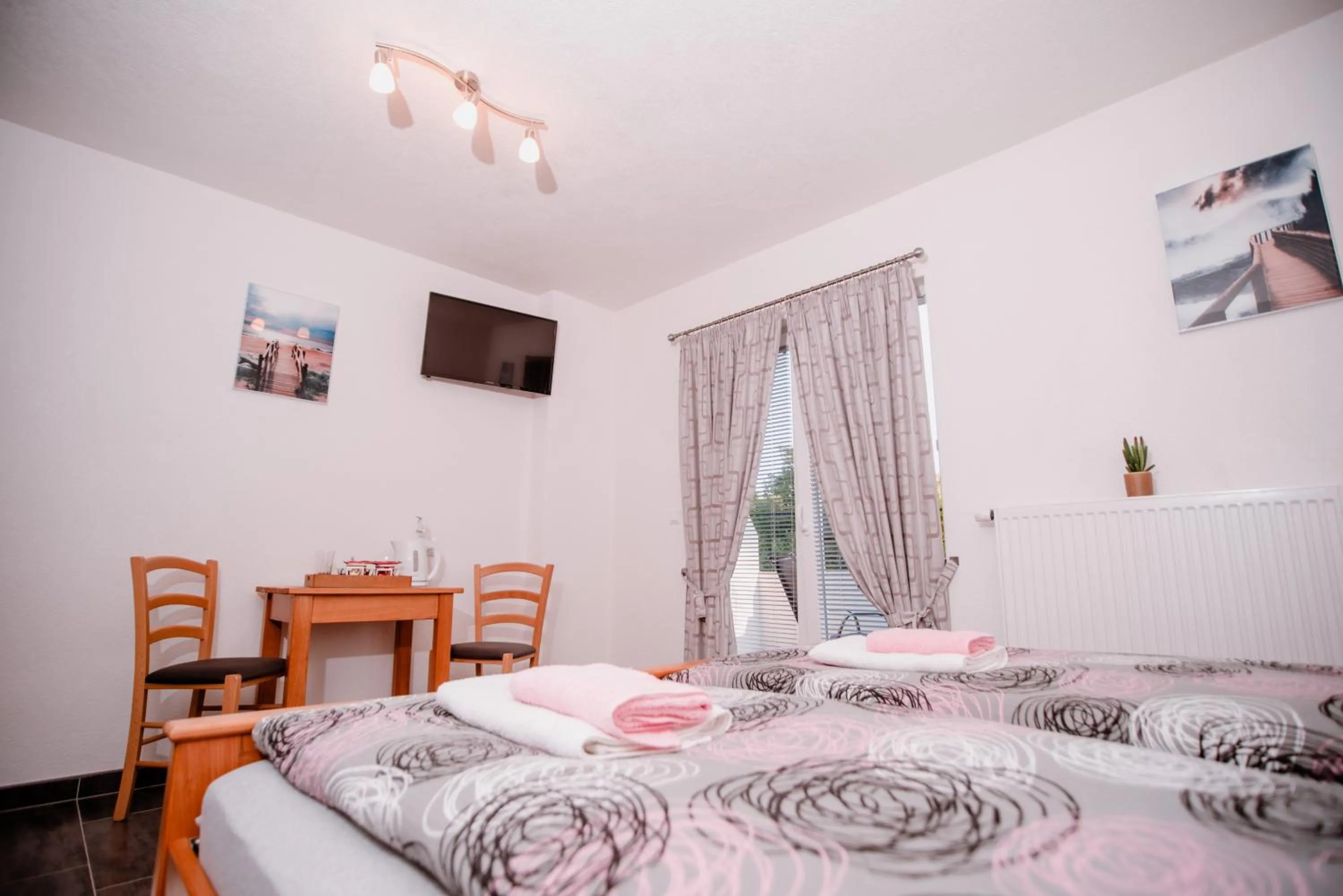 Bed in House Karakas