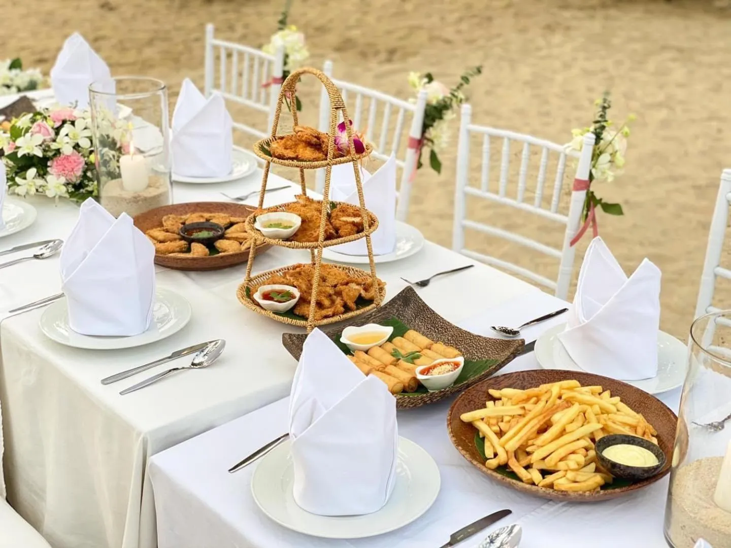 Restaurant/places to eat in Am Samui Resort Taling Ngam