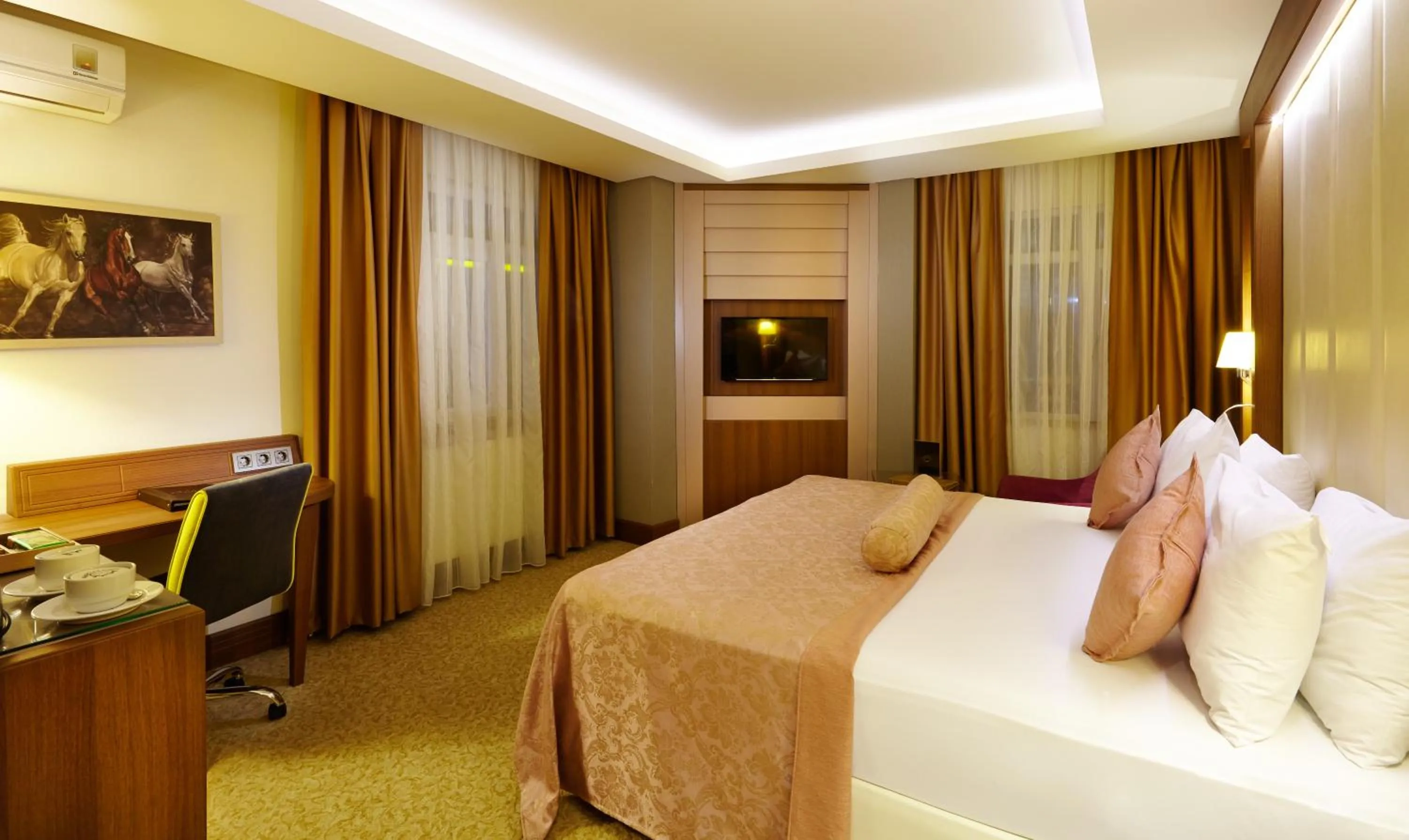 Bed in Buruciye Hotel