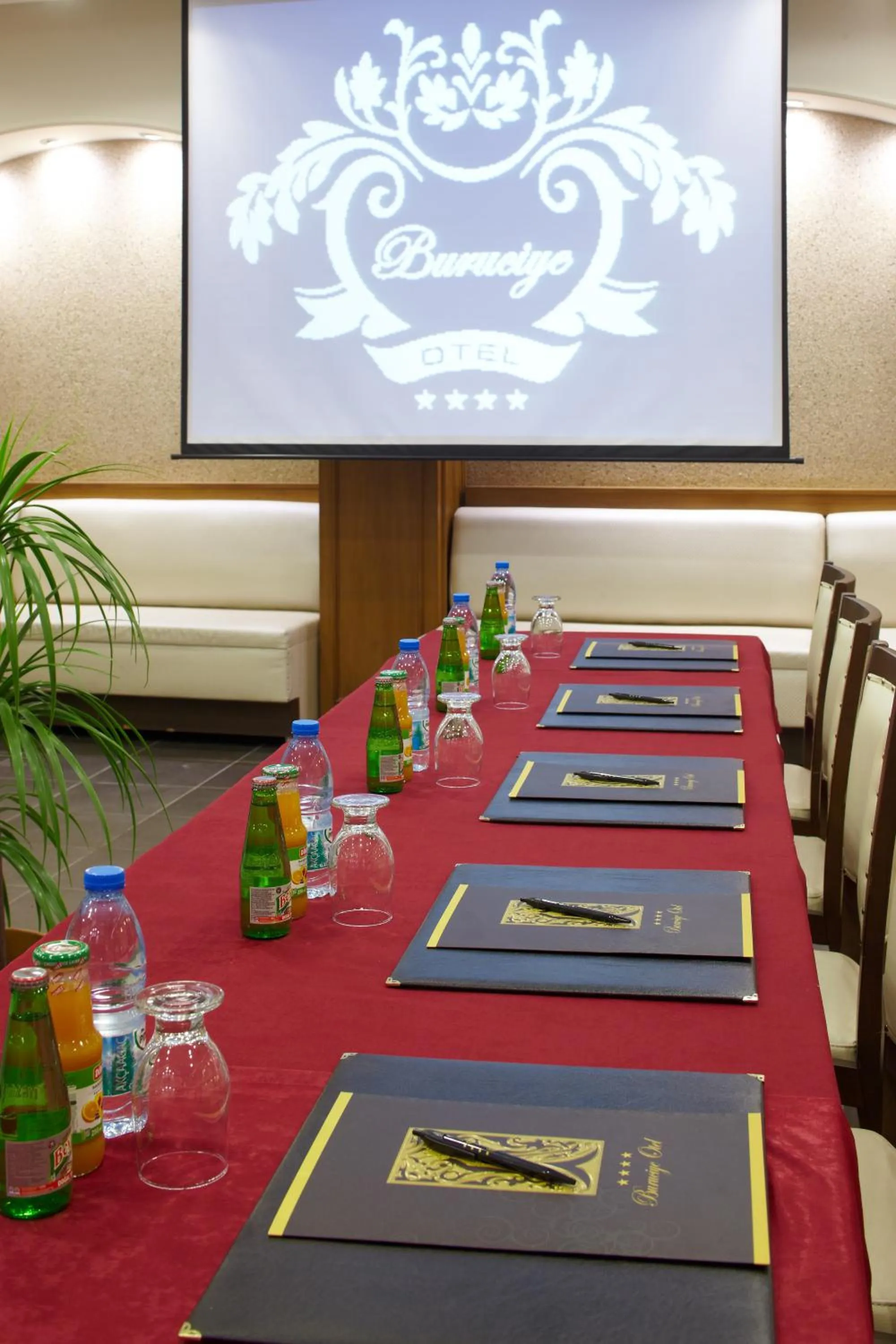Meeting/conference room in Buruciye Hotel