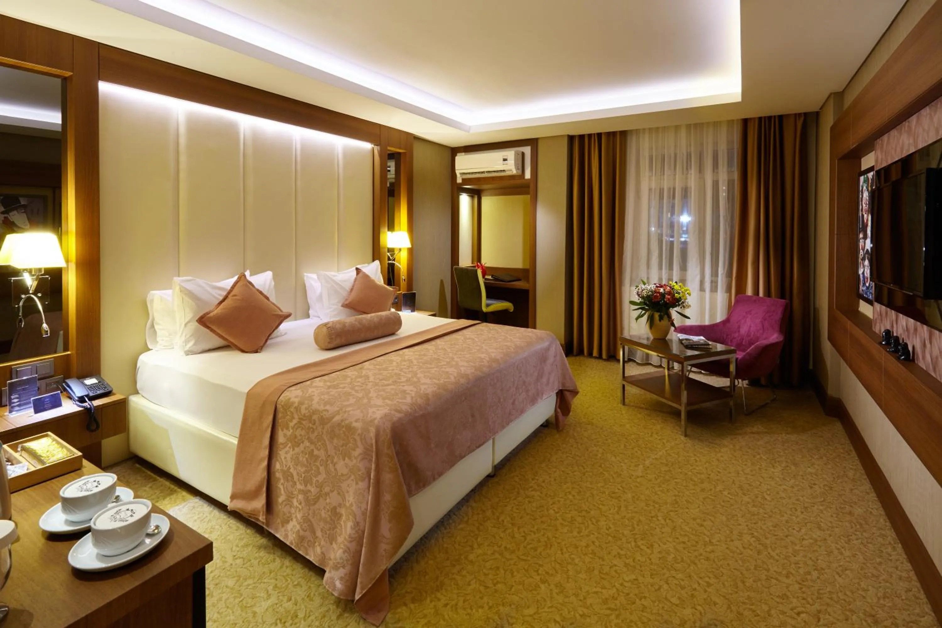 Bed in Buruciye Hotel