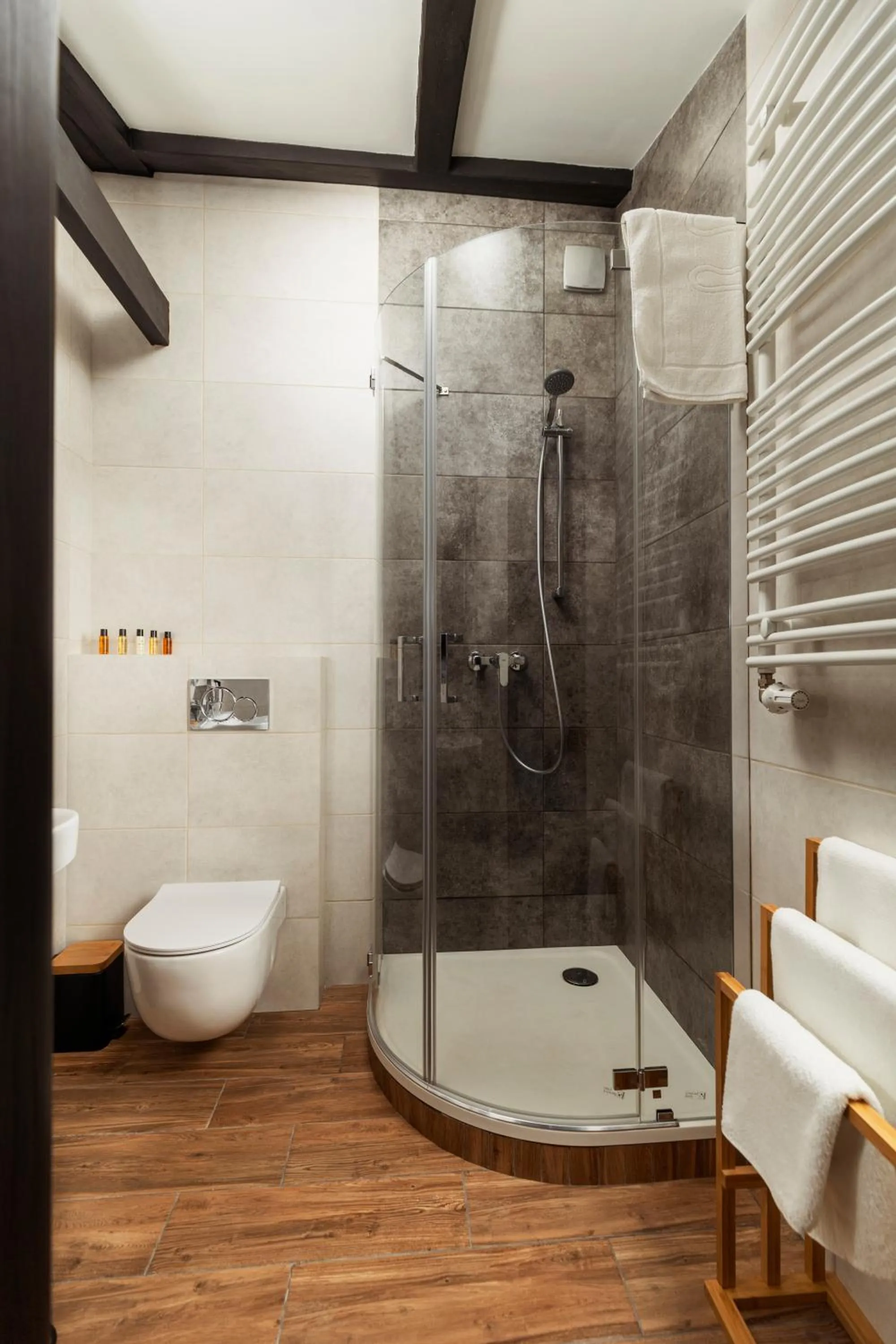 Villa Toscania-check in 24h