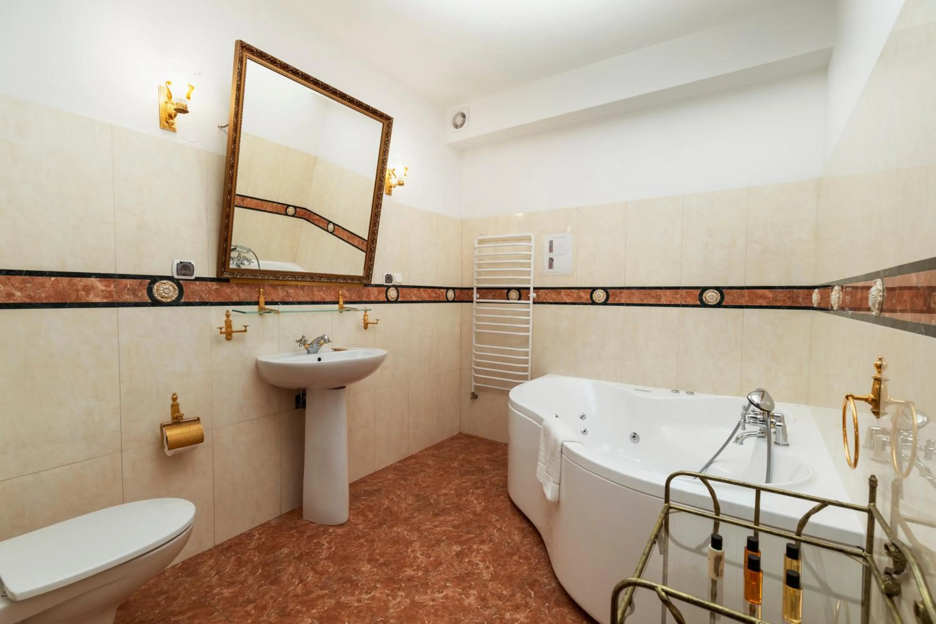 Villa Toscania-check in 24h