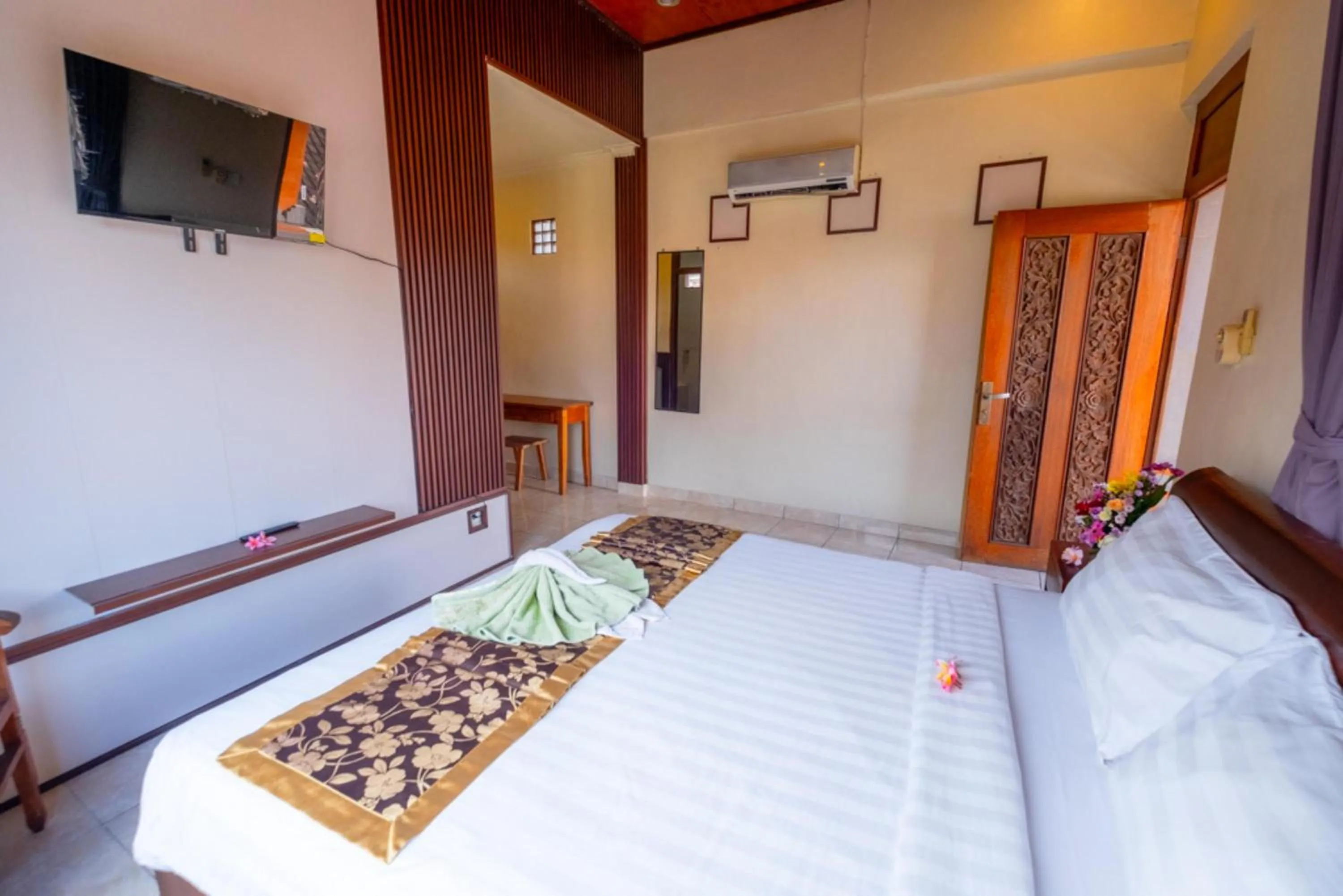 Bedroom, Bed in Teba House Ubud by ecommerceloka - CHSE Certified