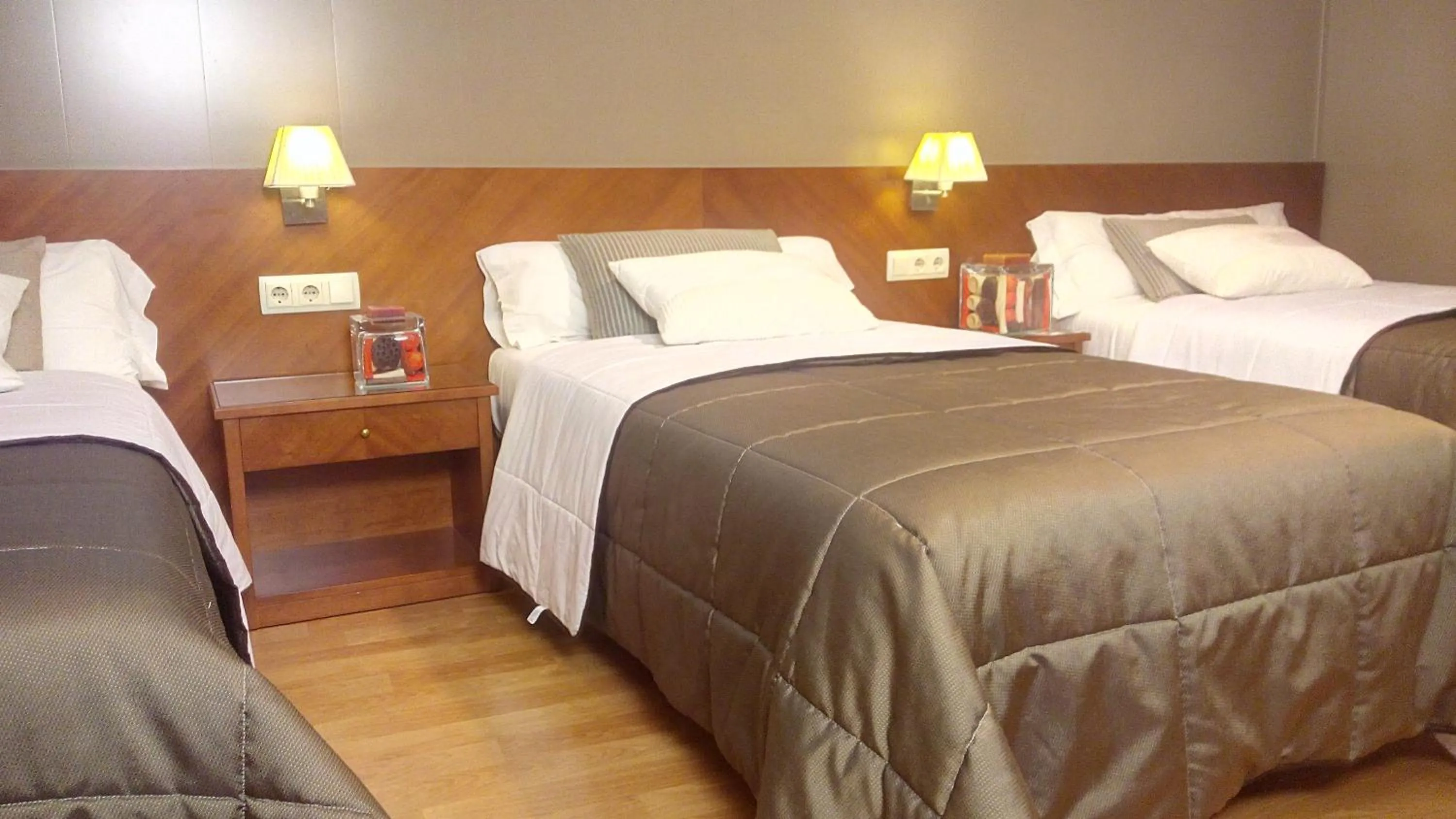 Bed in Hotel Avenida