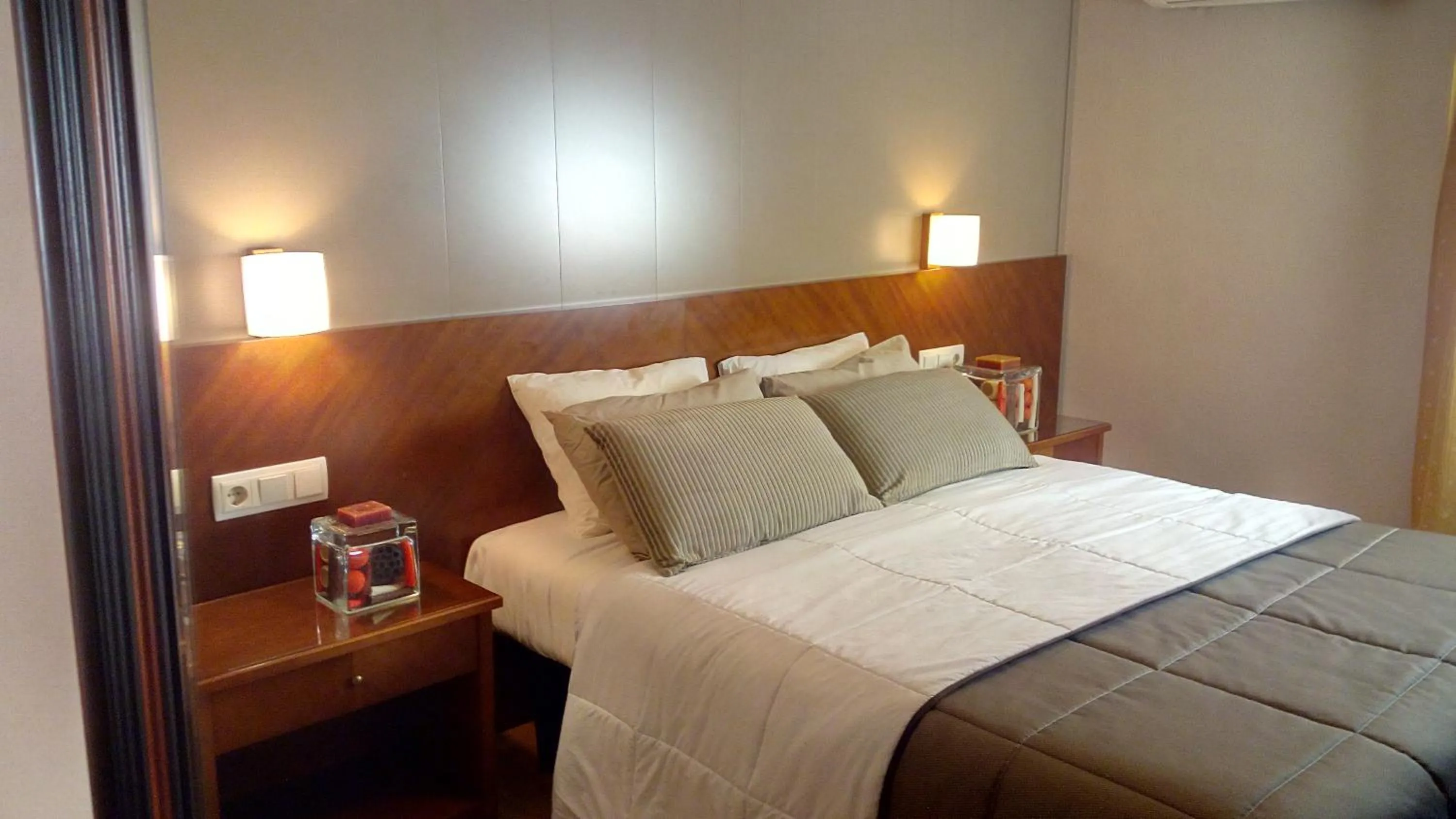 Bed in Hotel Avenida