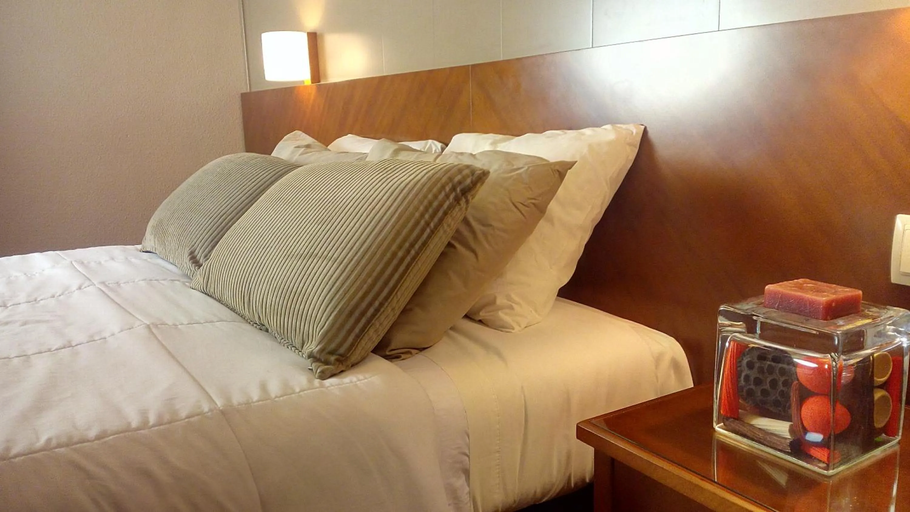 Bed in Hotel Avenida