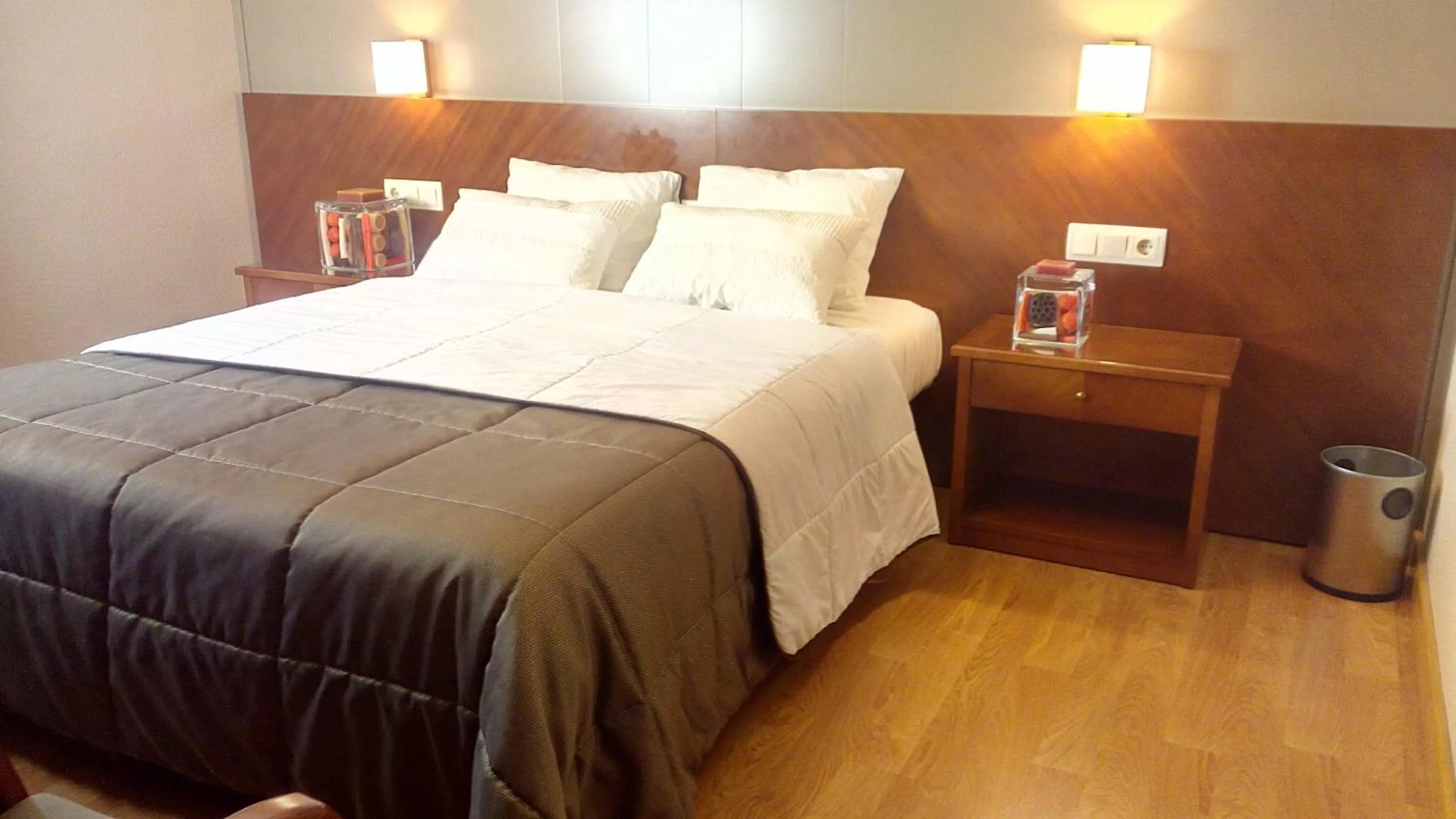 Bed in Hotel Avenida