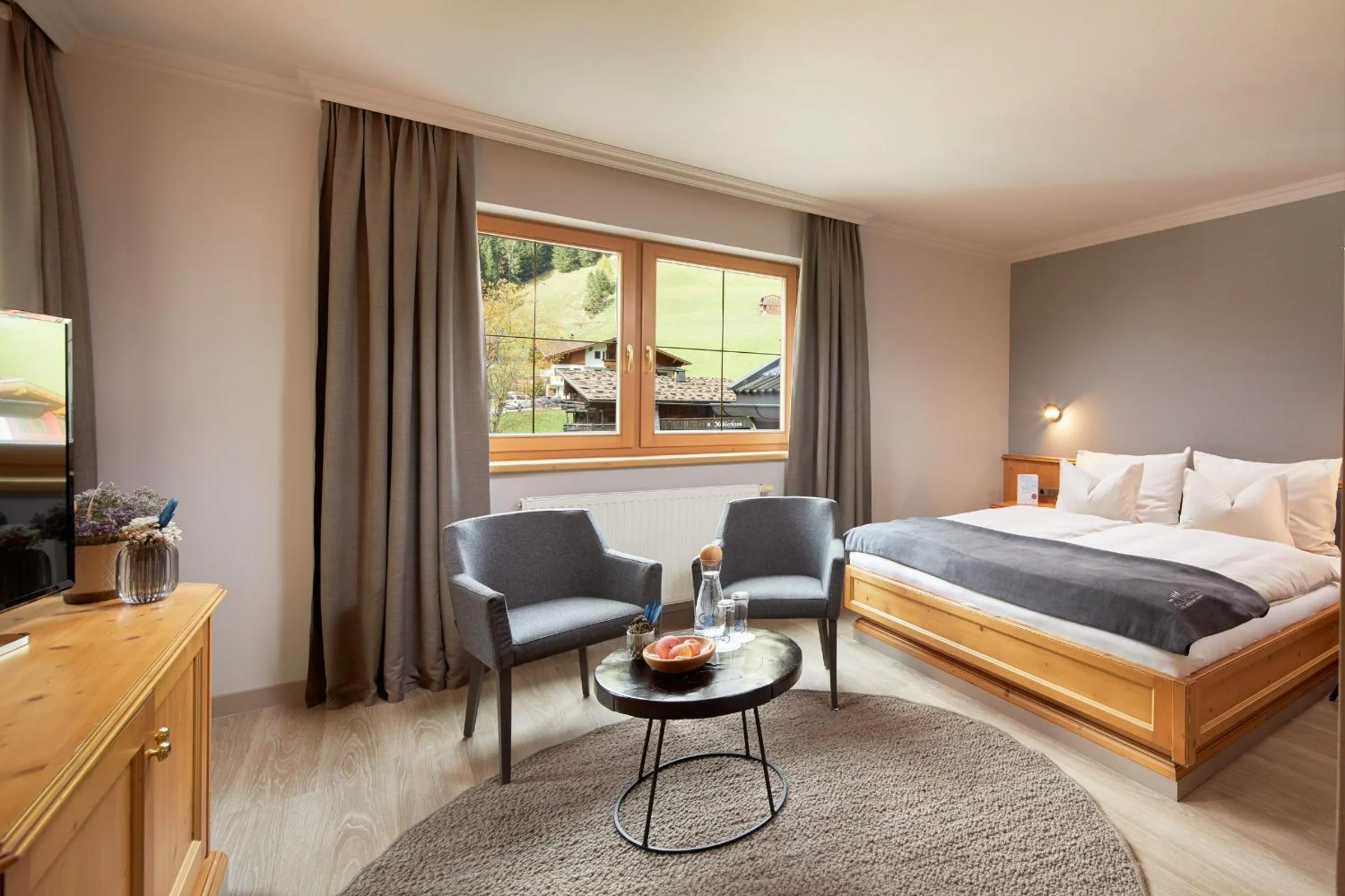 Living room, Bed in Adler Inn Tyrol Mountain Resort SUPERIOR