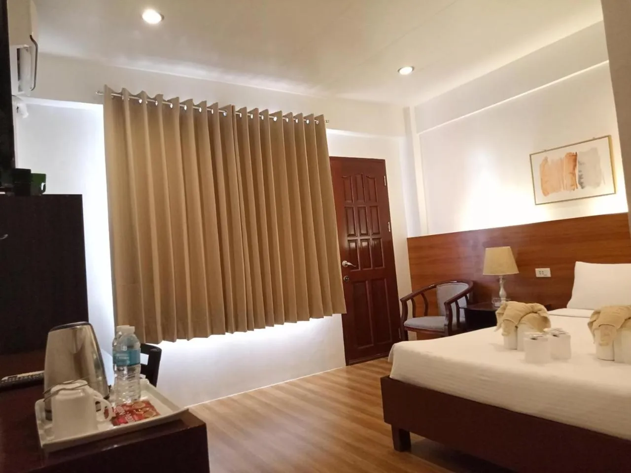 Bedroom, Bed in Zosimo's Inn