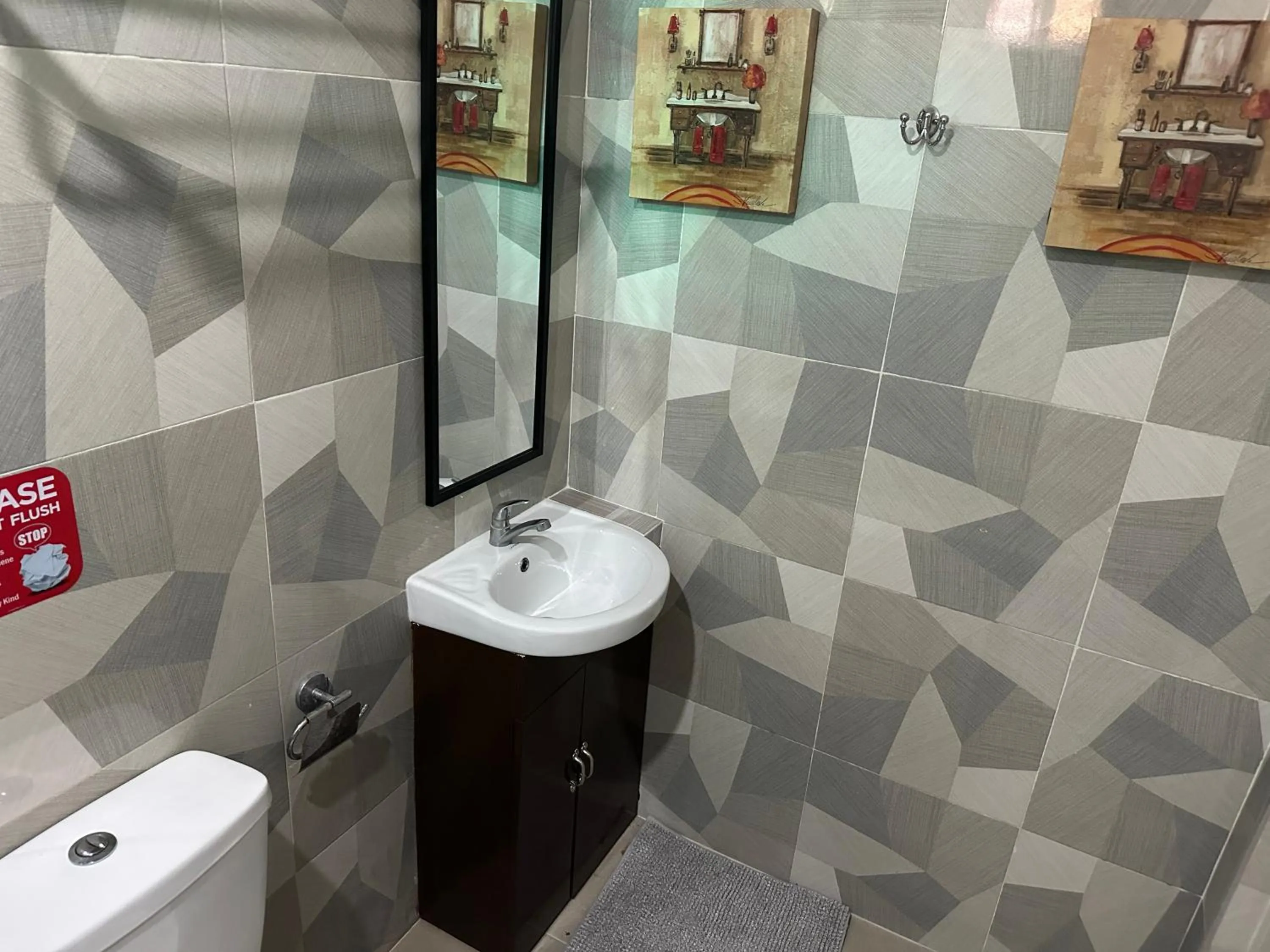 Shower in Zosimo's Inn