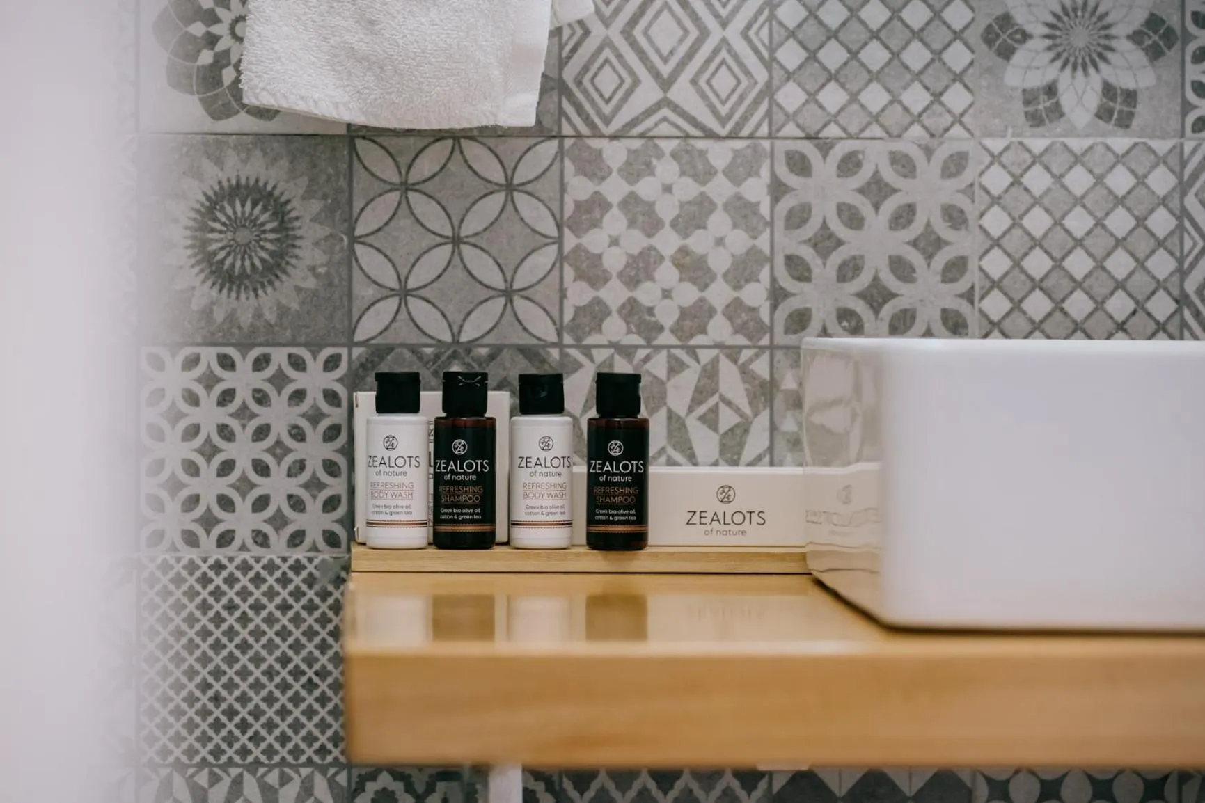 Bathroom in Chios City Inn