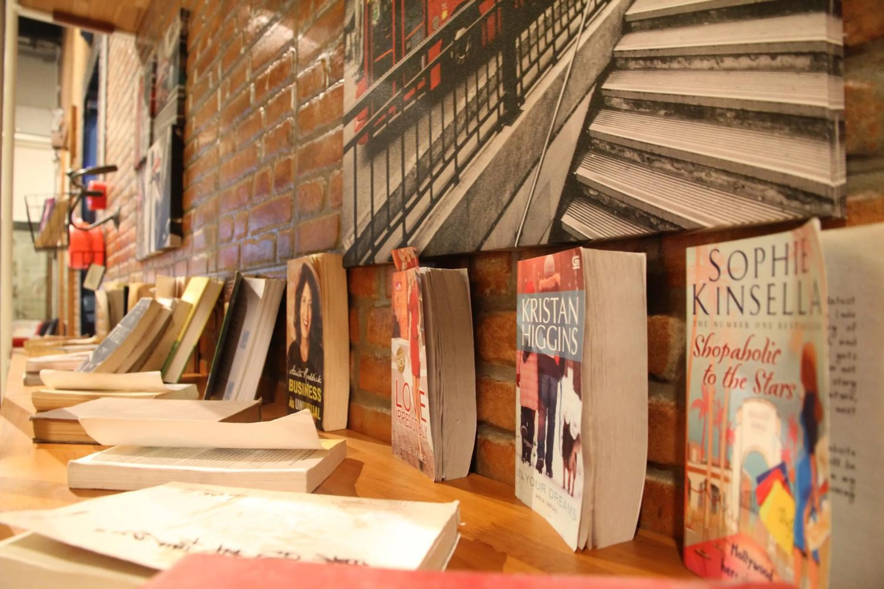 Property building in Istanaku