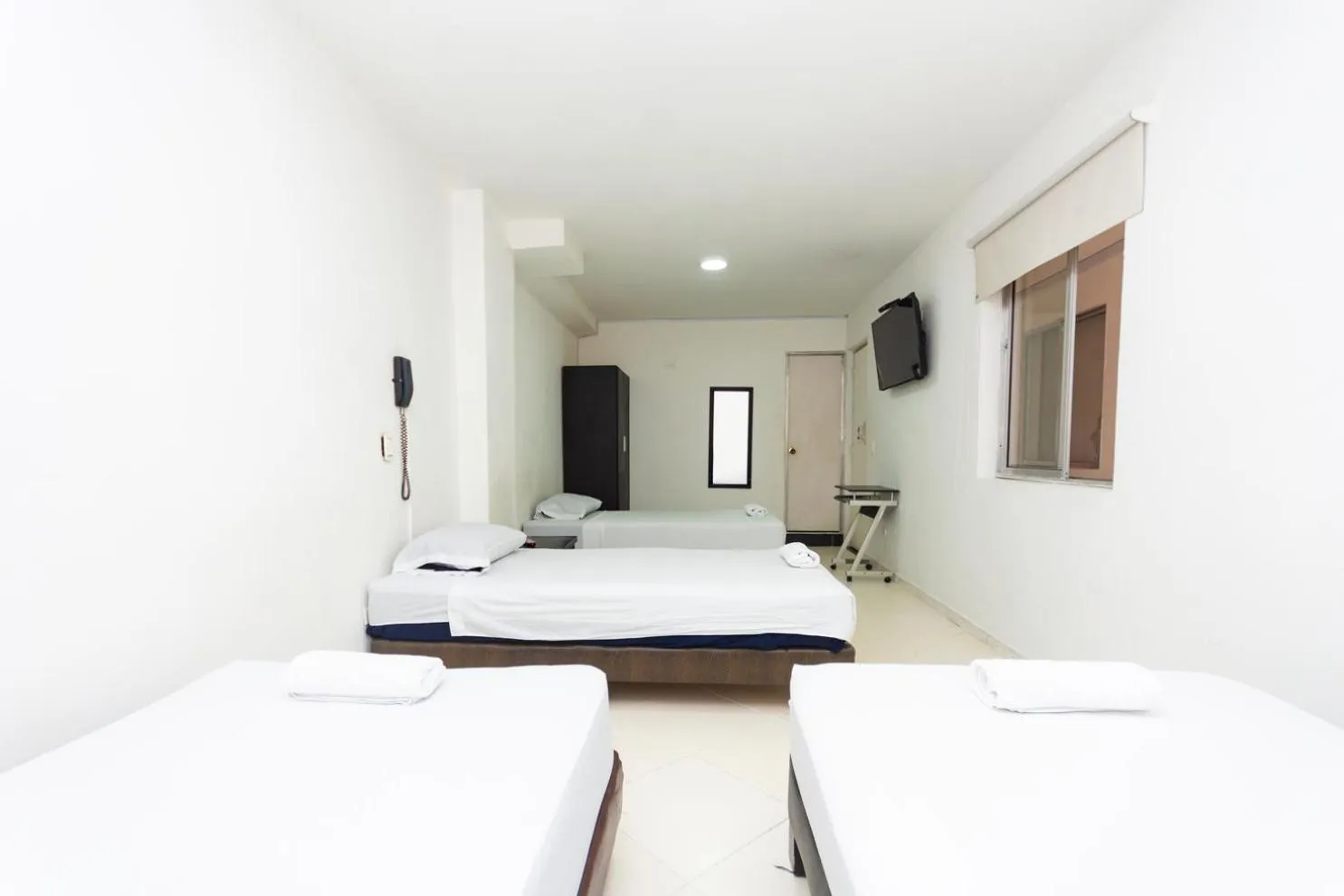 TV and multimedia in Hotel Villa Real