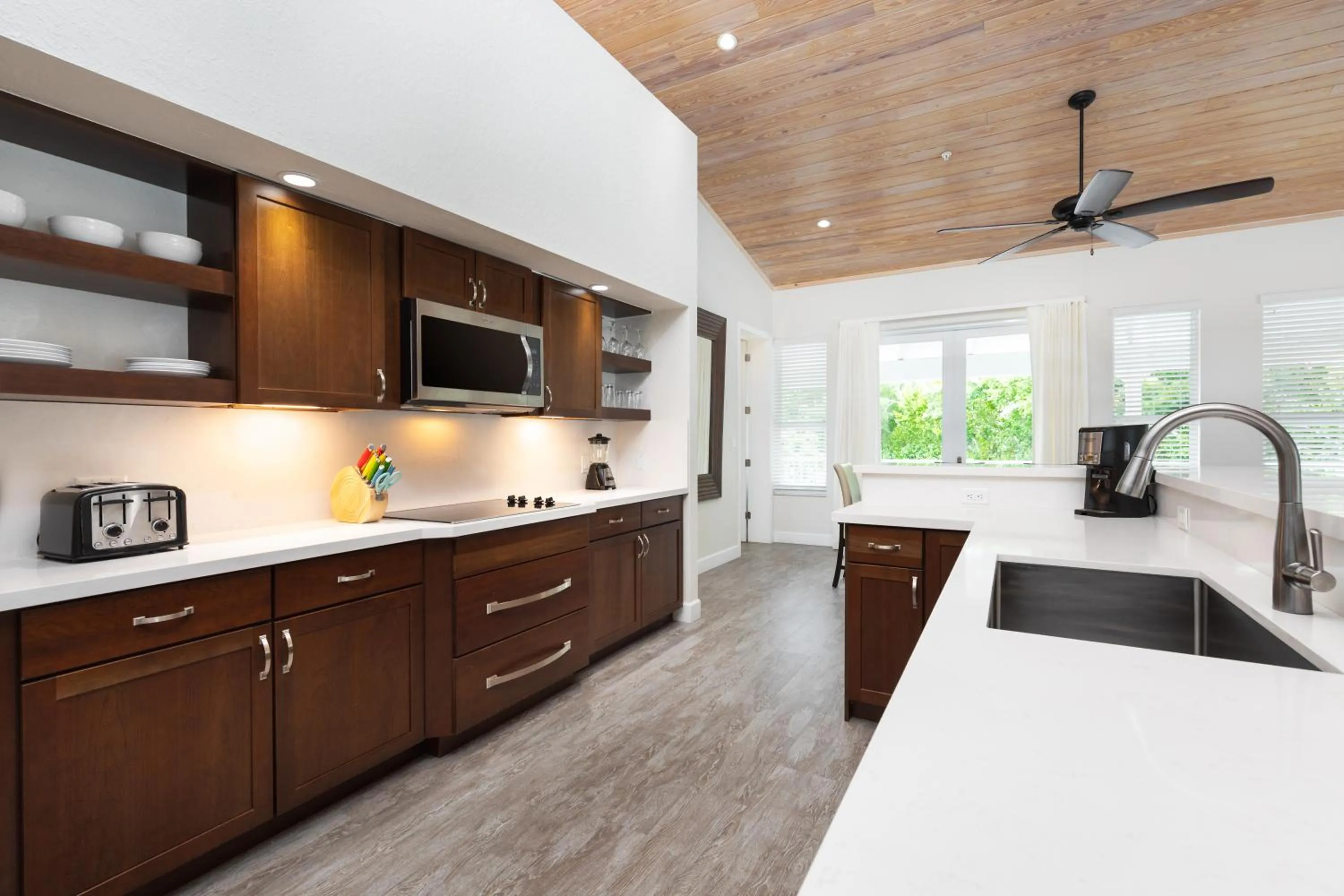 Dolphin Point Villas