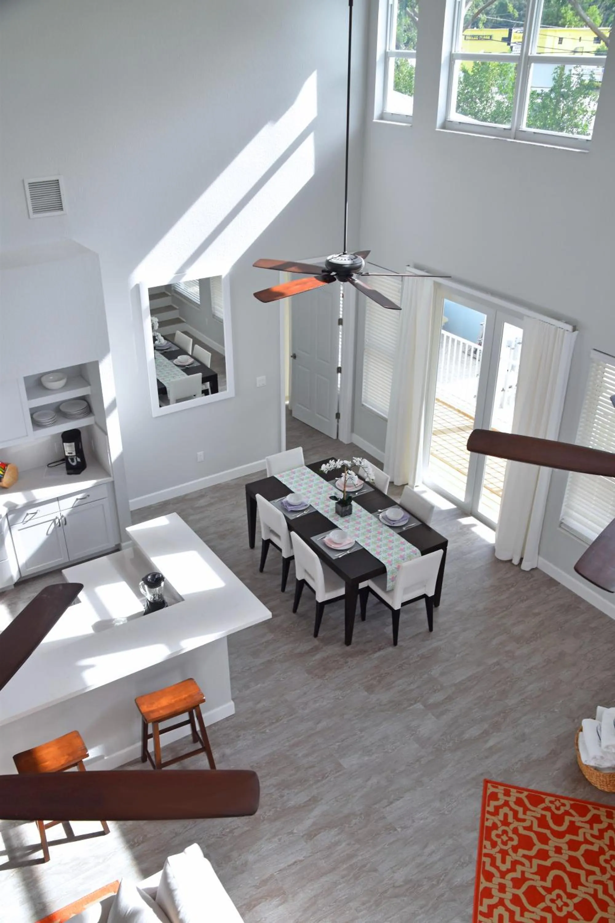 Dining area in Dolphin Point Villas