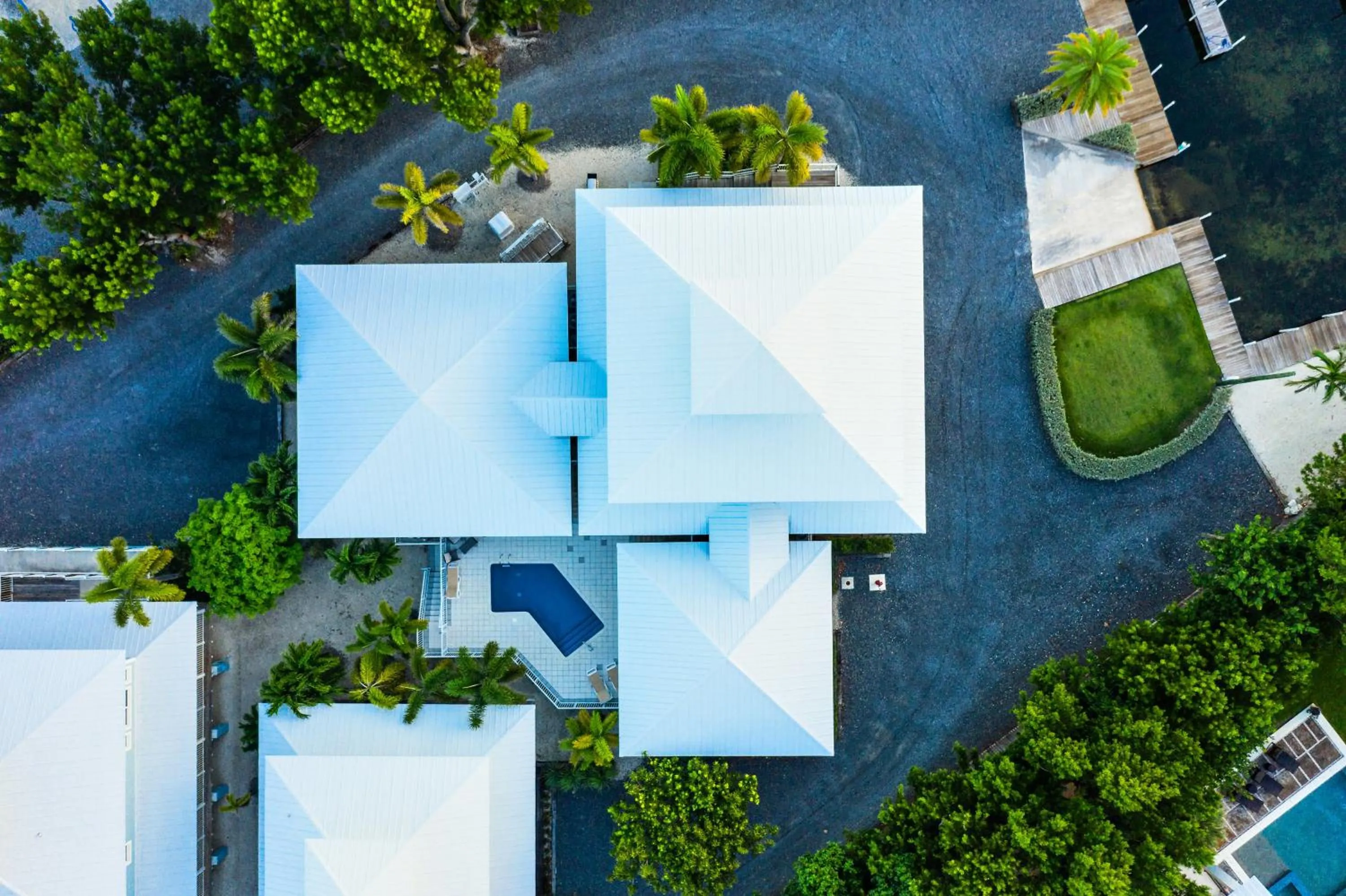 Dolphin Point Villas