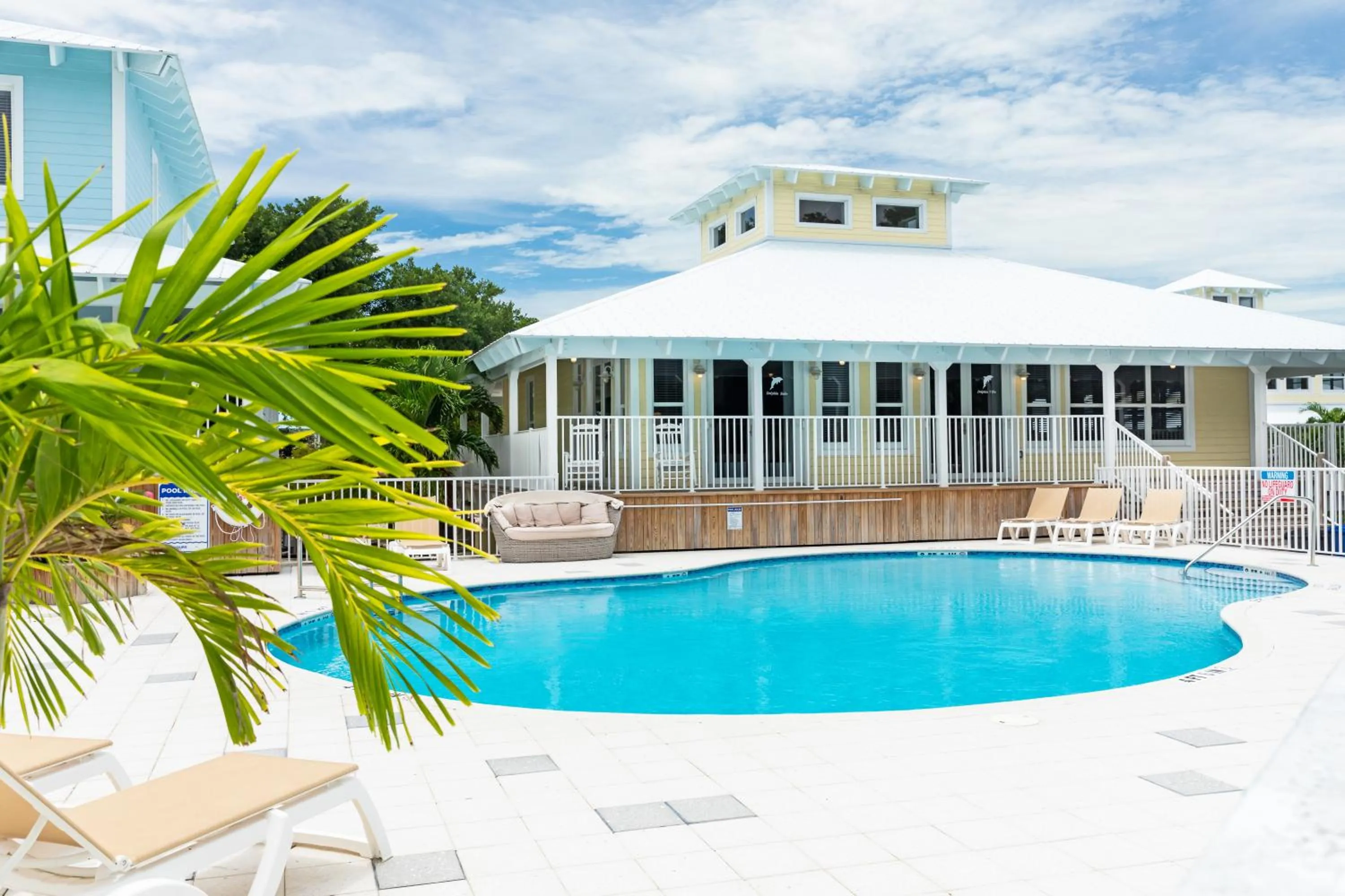 Dolphin Point Villas