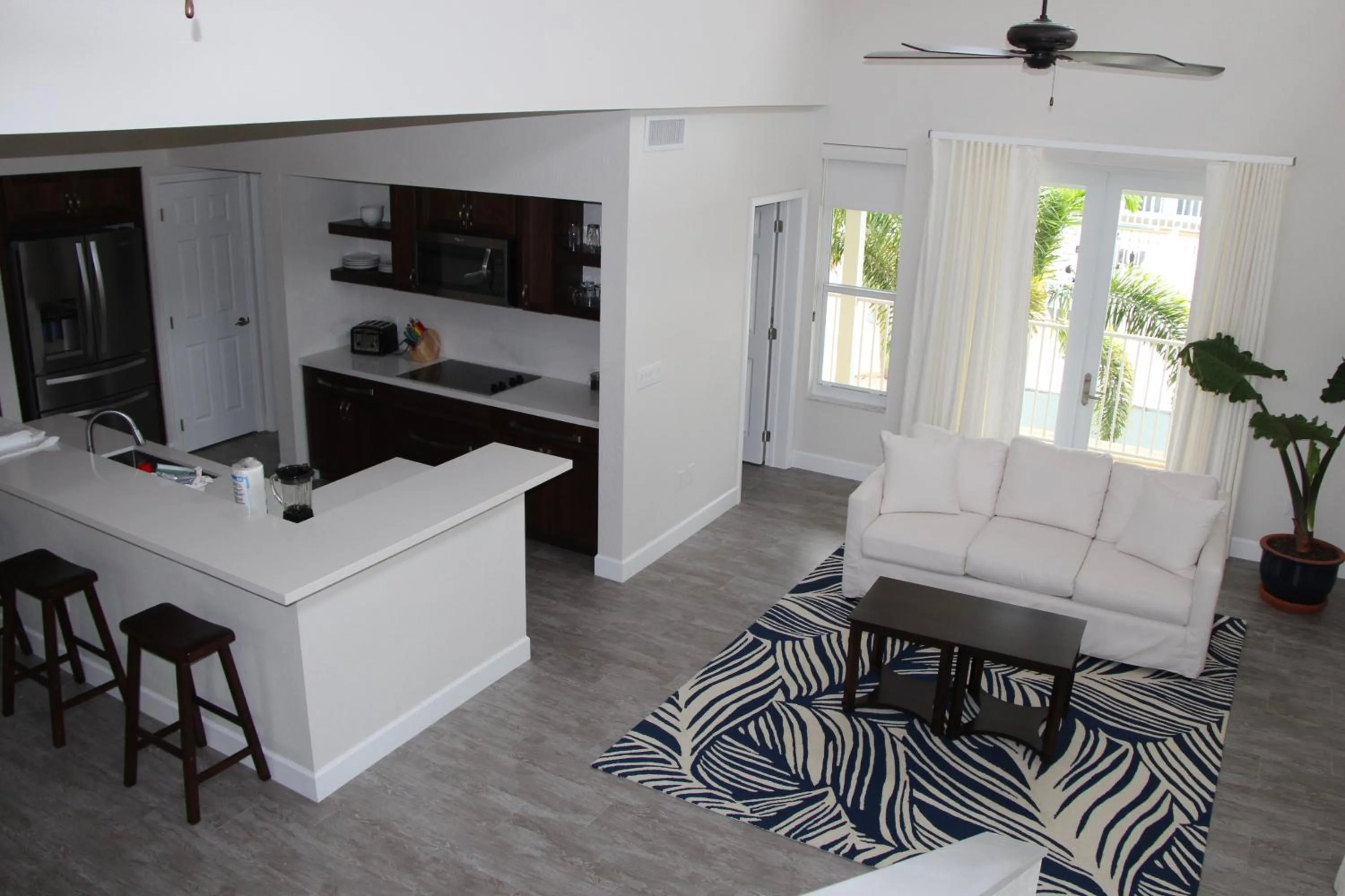 Dining area in Dolphin Point Villas