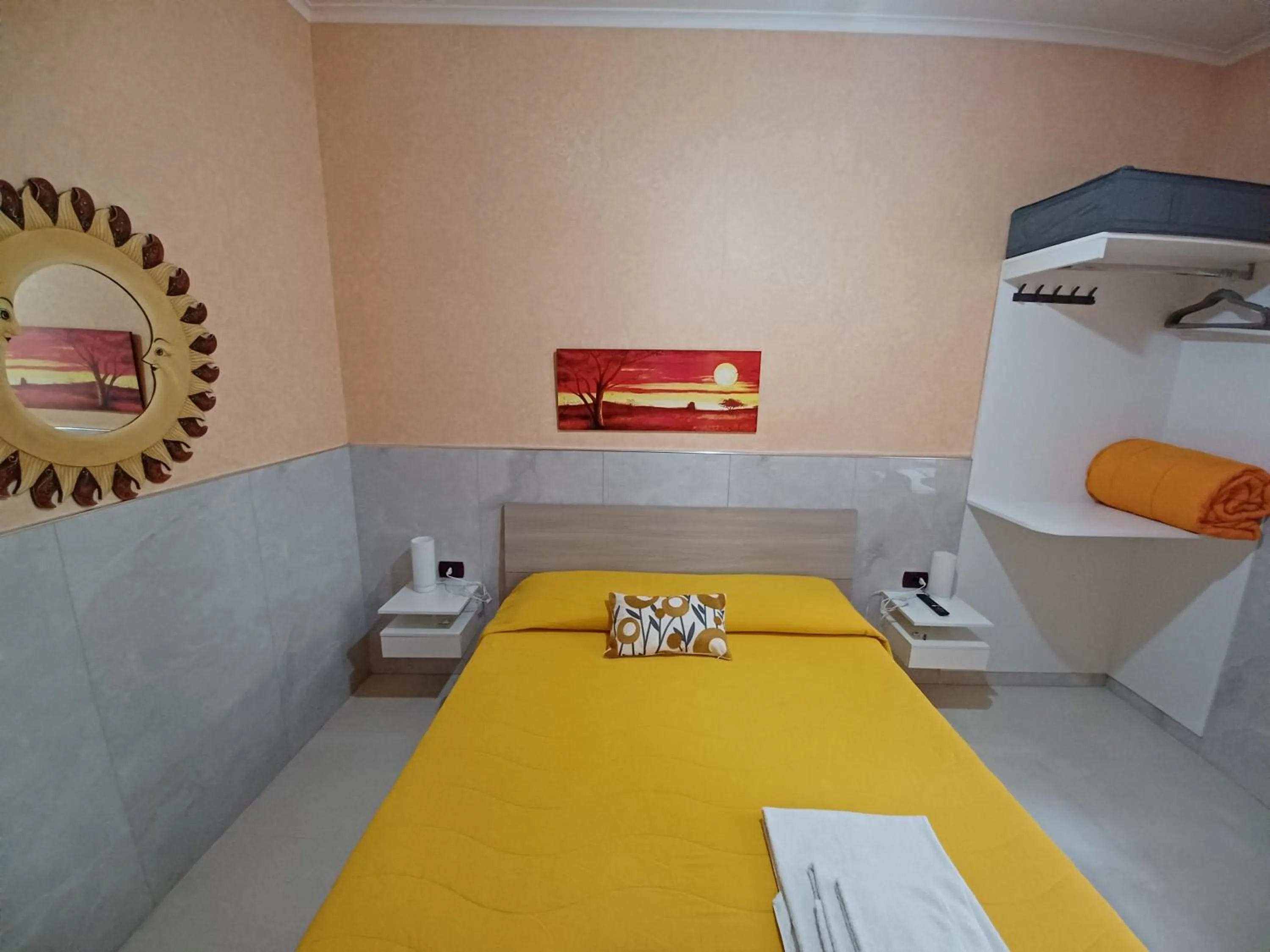 Photo of the whole room, Bed in B&B Quattro Palazzi Napoli Centro