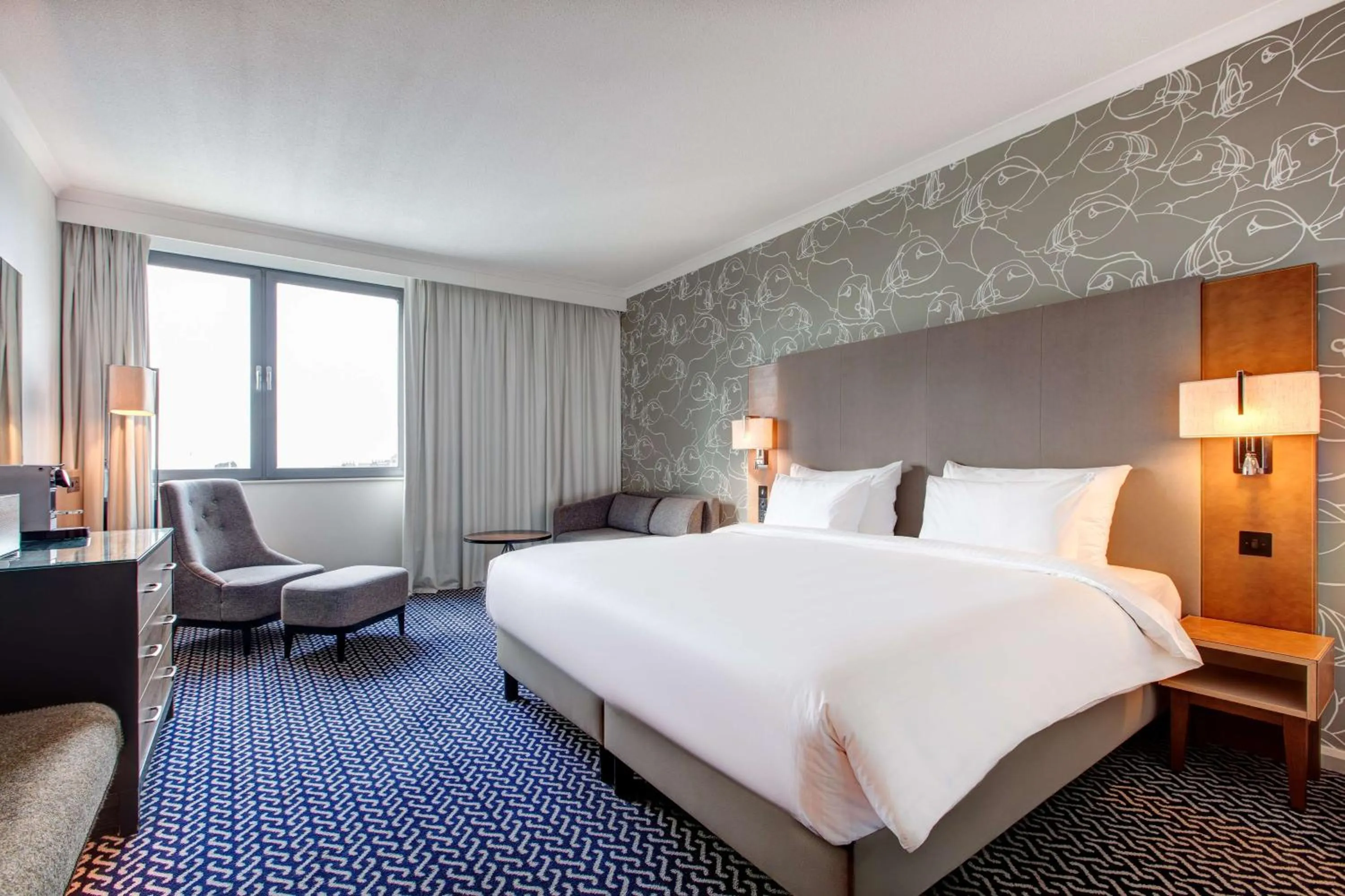 Photo of the whole room, Bed in Radisson Blu Waterfront Hotel, Jersey