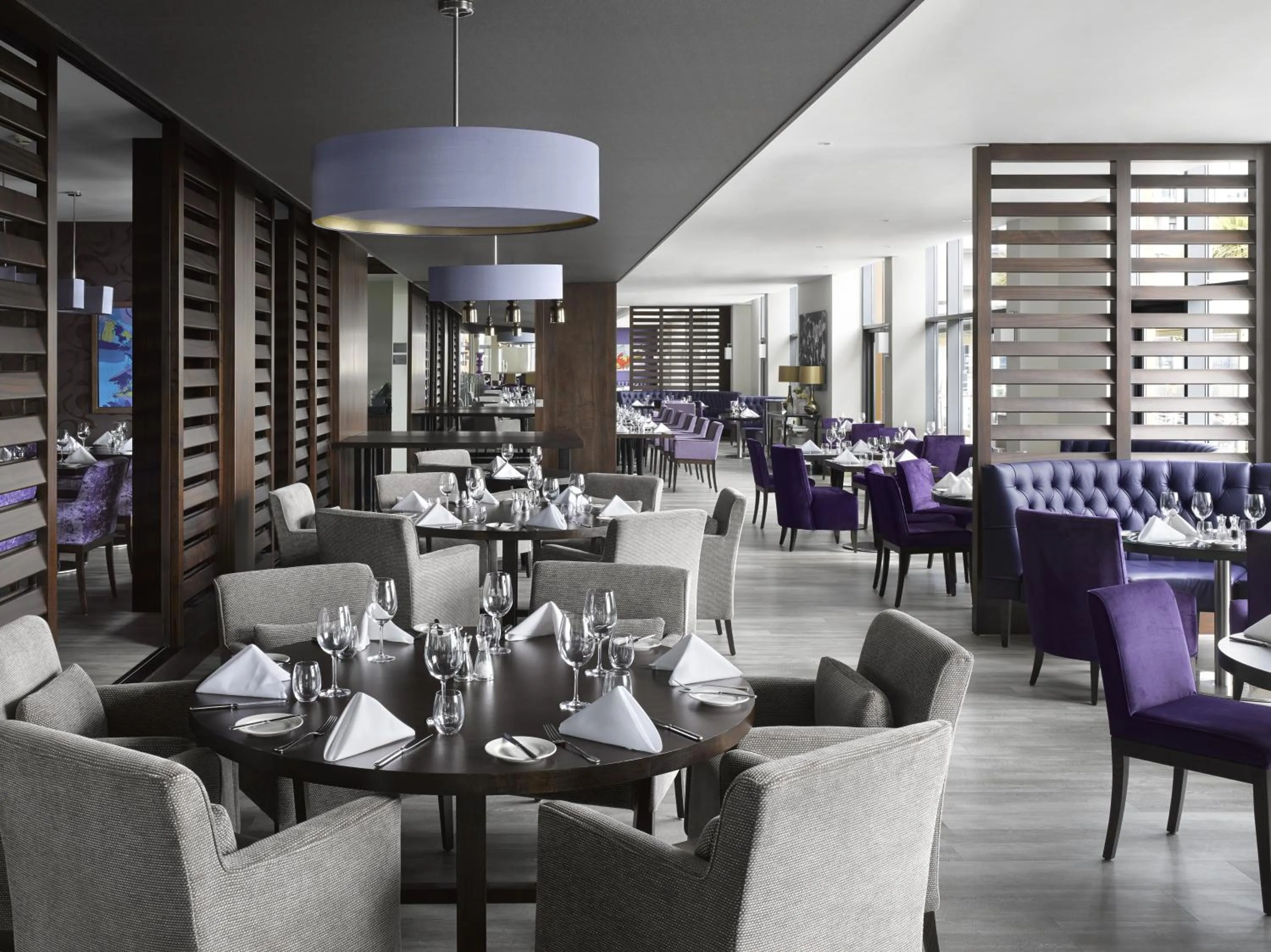 Restaurant/places to eat in Radisson Blu Waterfront Hotel, Jersey