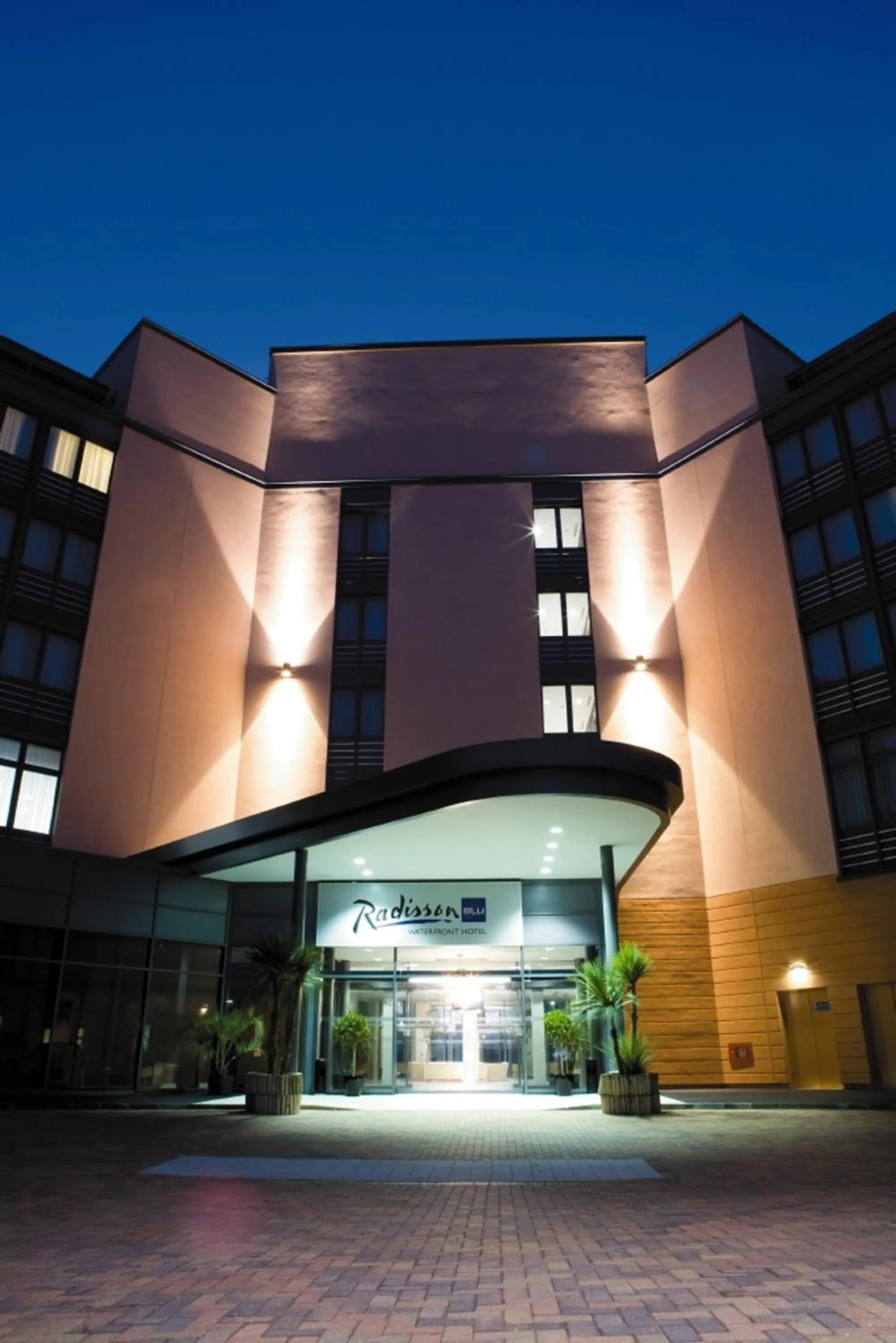 Facade/entrance in Radisson Blu Waterfront Hotel, Jersey