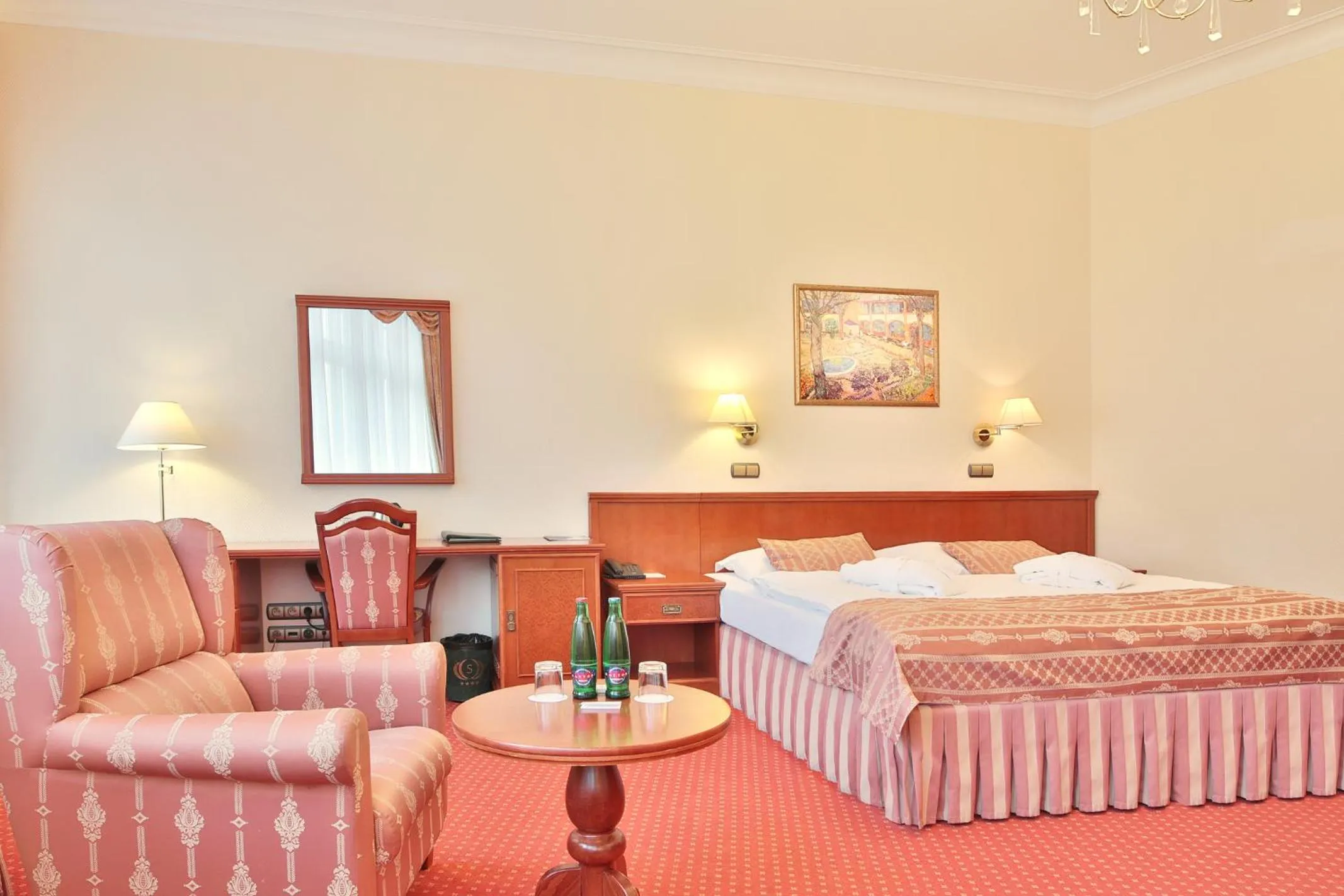 Bed in Olympia Wellness Hotel