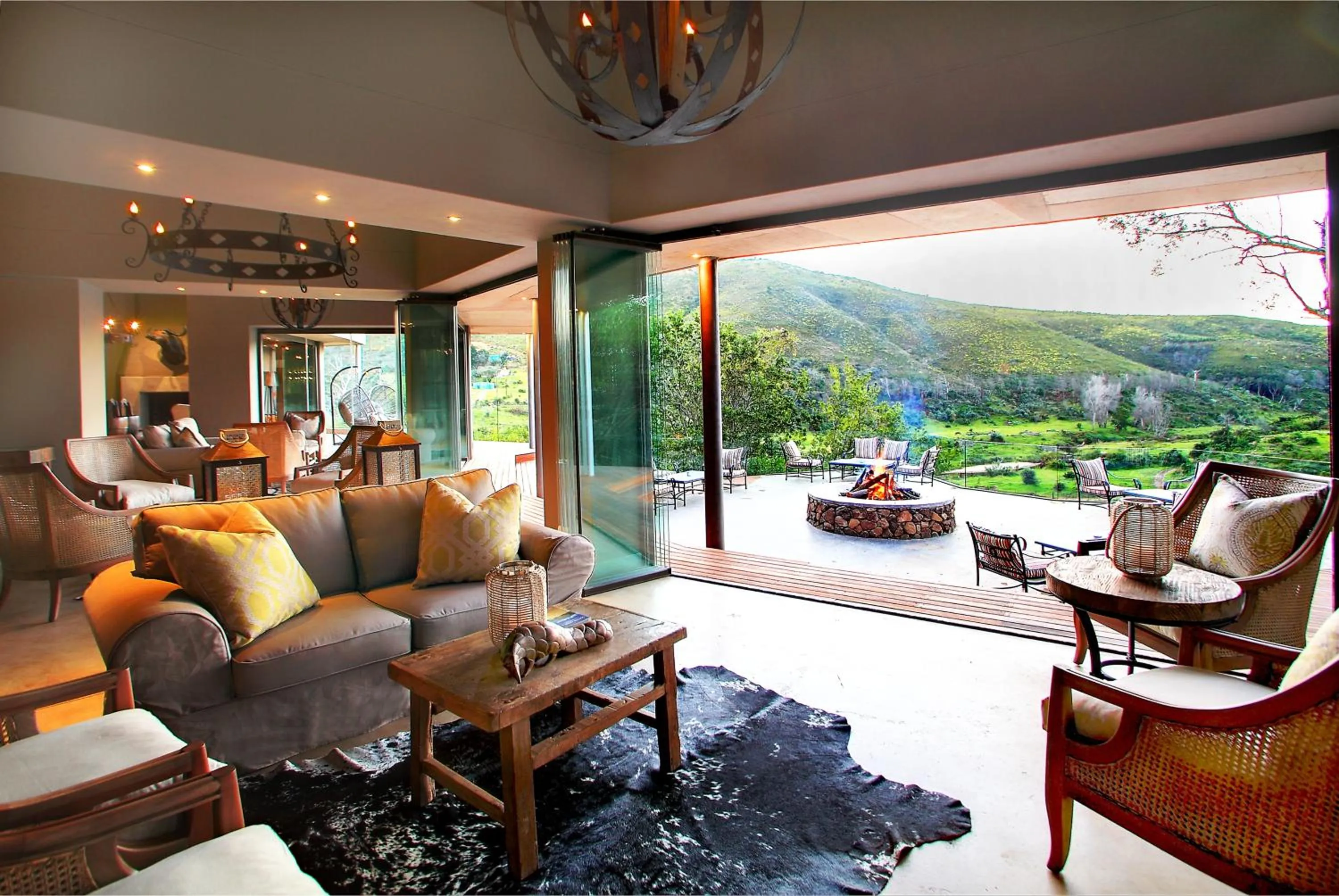 Communal lounge/ TV room in Botlierskop Tented Lodge
