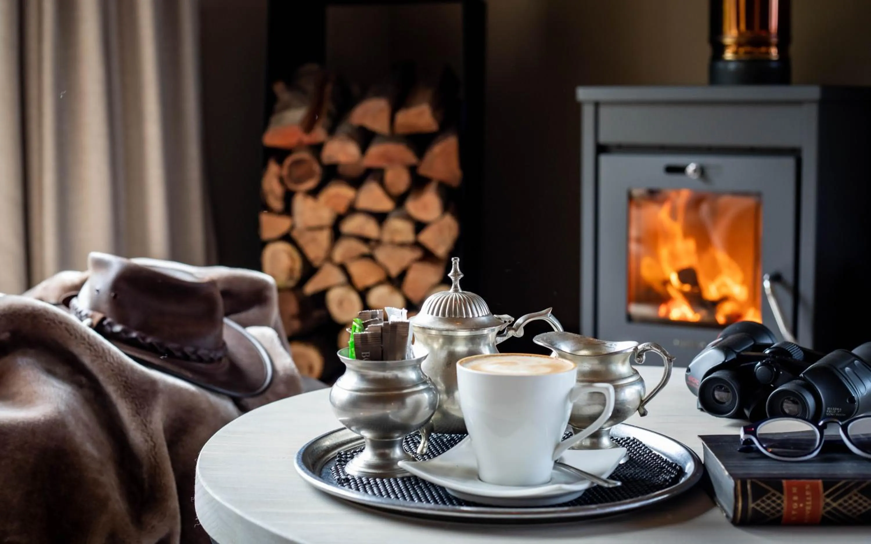 Lounge or bar in Botlierskop Tented Lodge