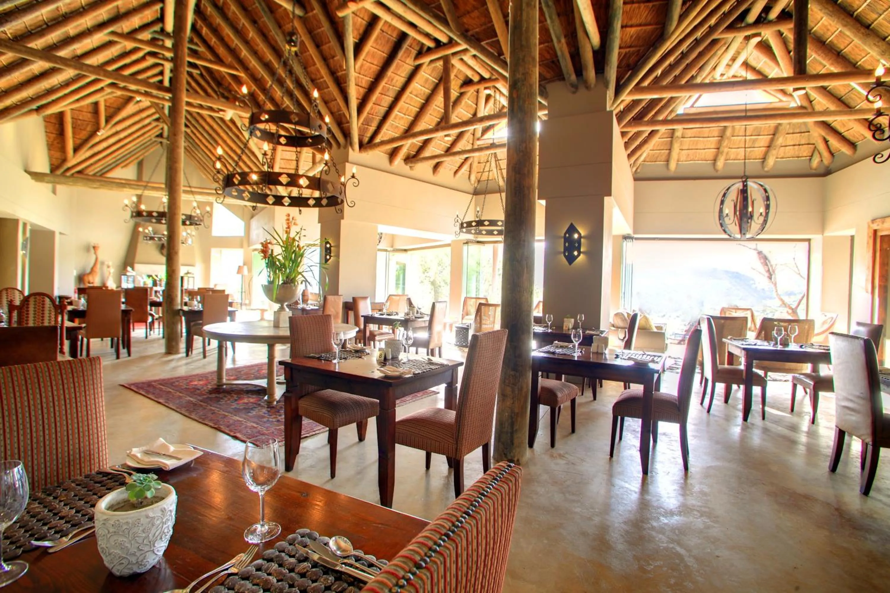 Restaurant/places to eat in Botlierskop Tented Lodge