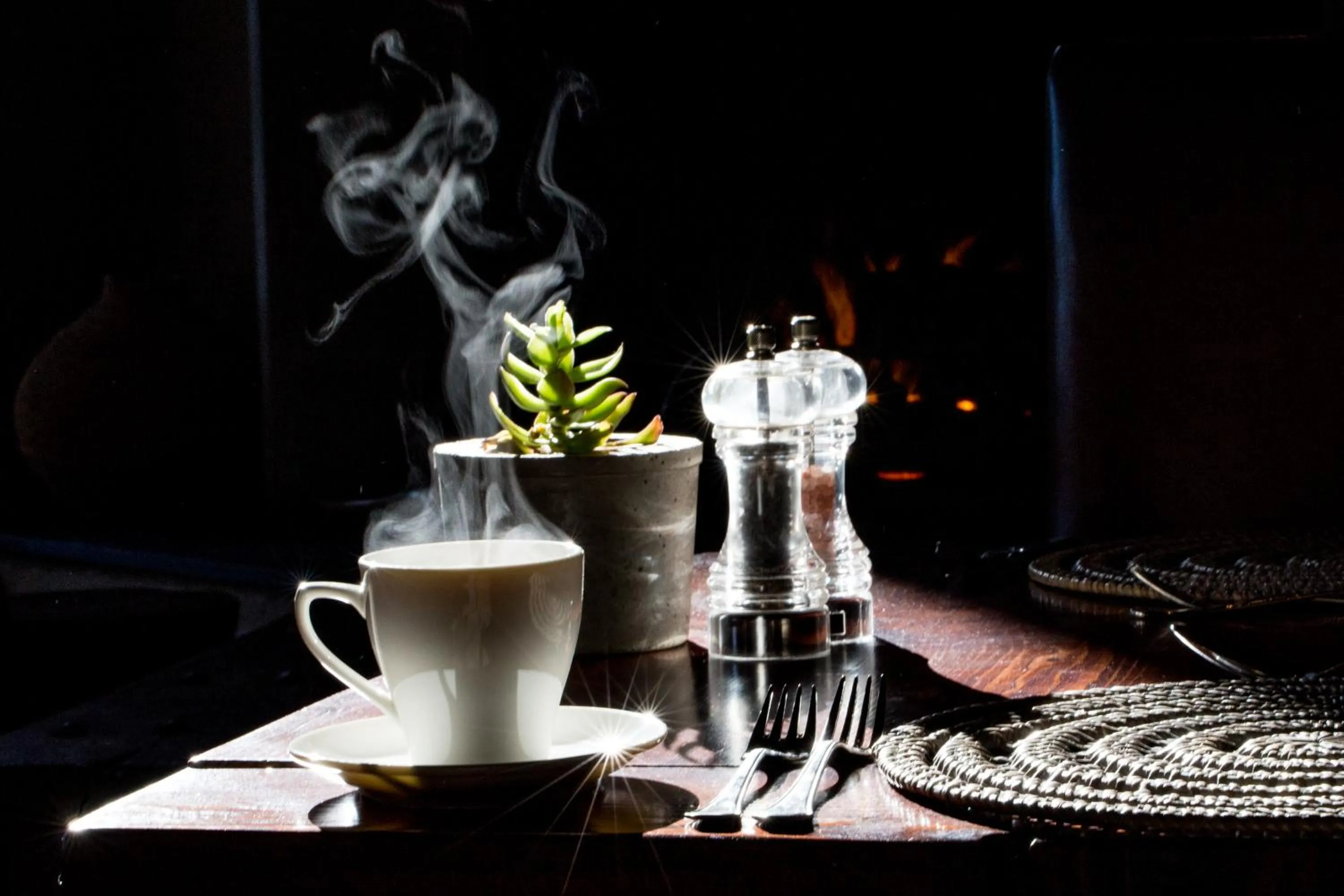 Breakfast in Botlierskop Tented Lodge