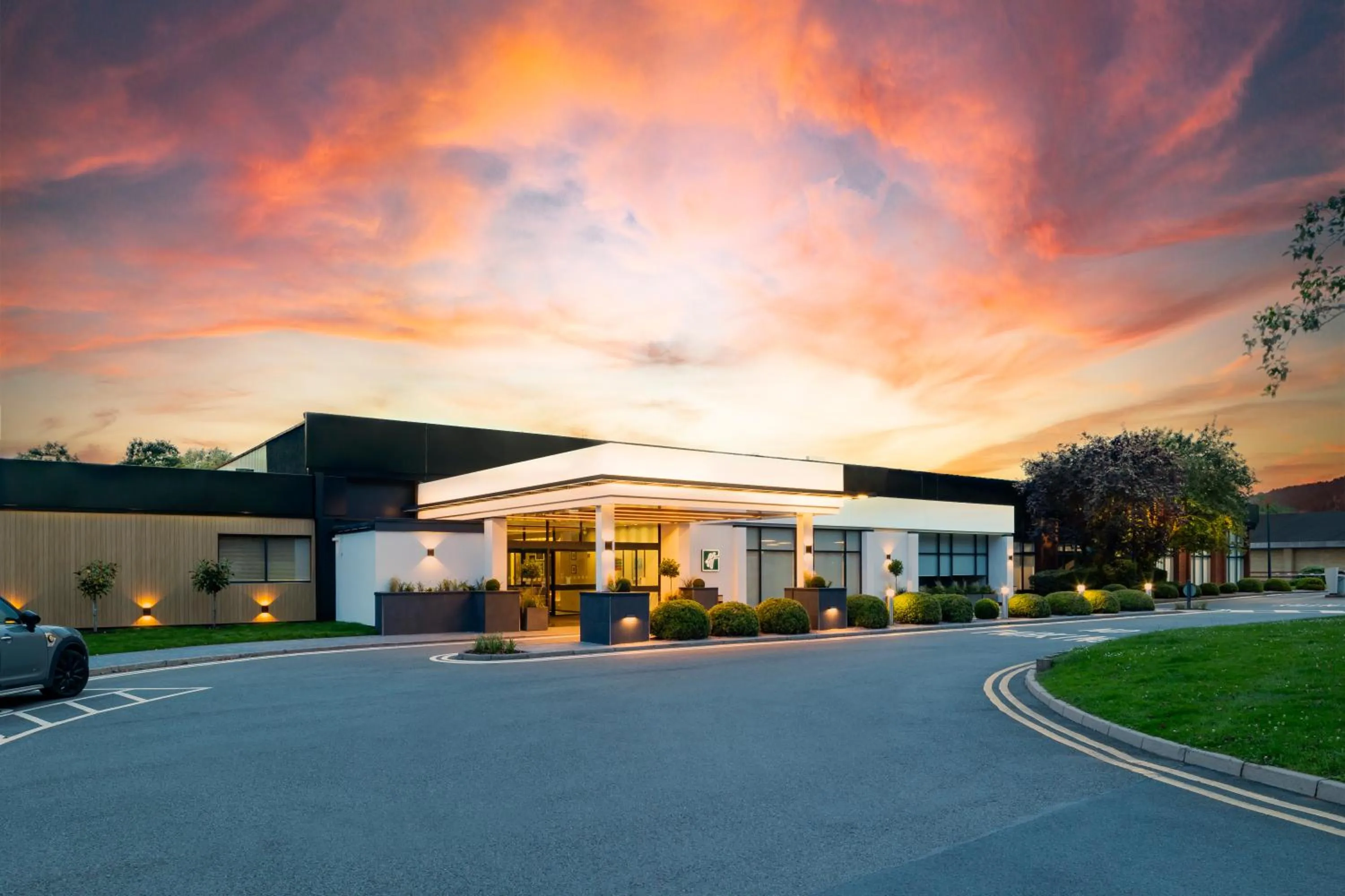 Property building in Holiday Inn Coventry M6, J2 by IHG