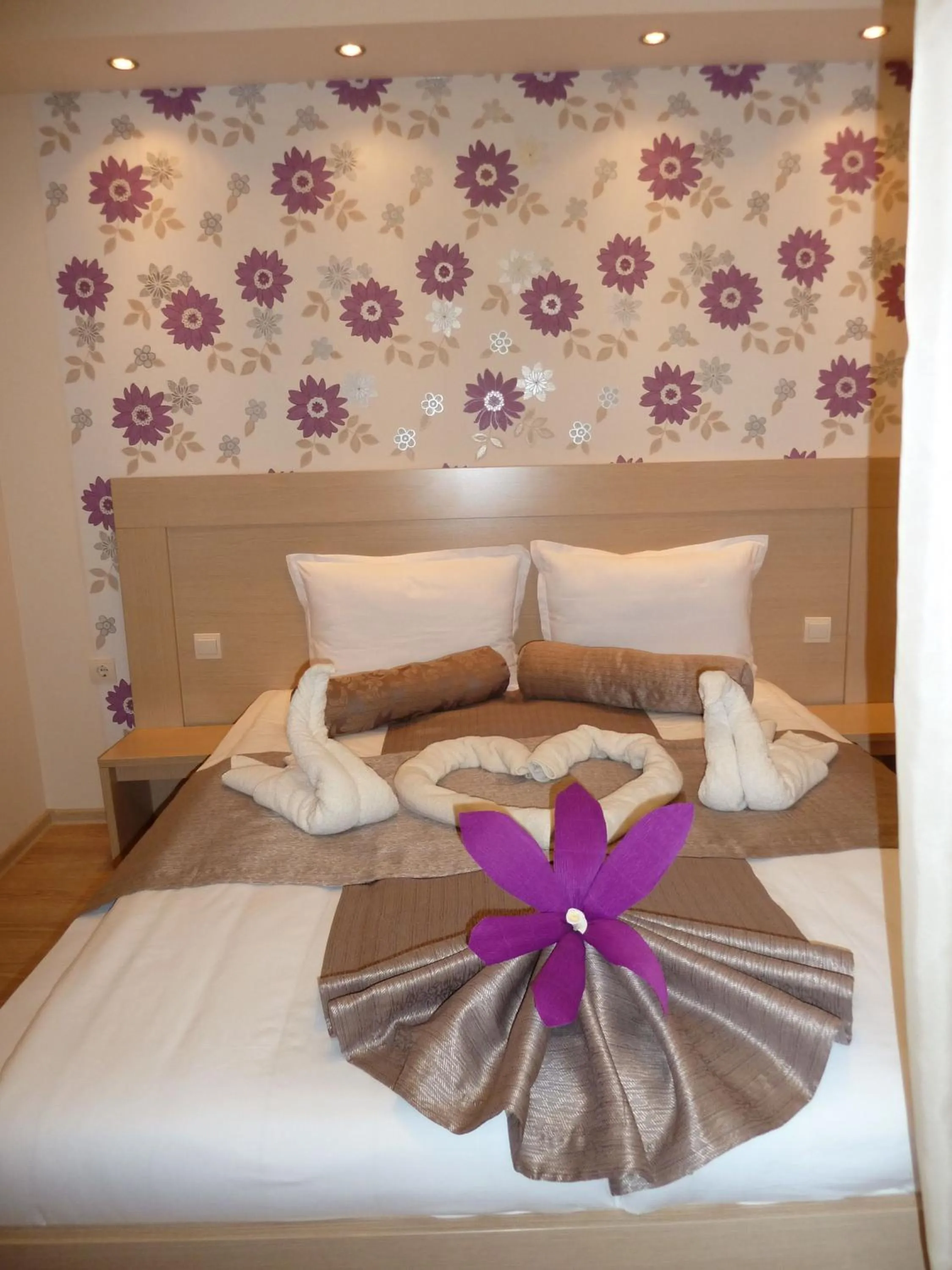 Decorative detail, Bed in Hotel Anhea