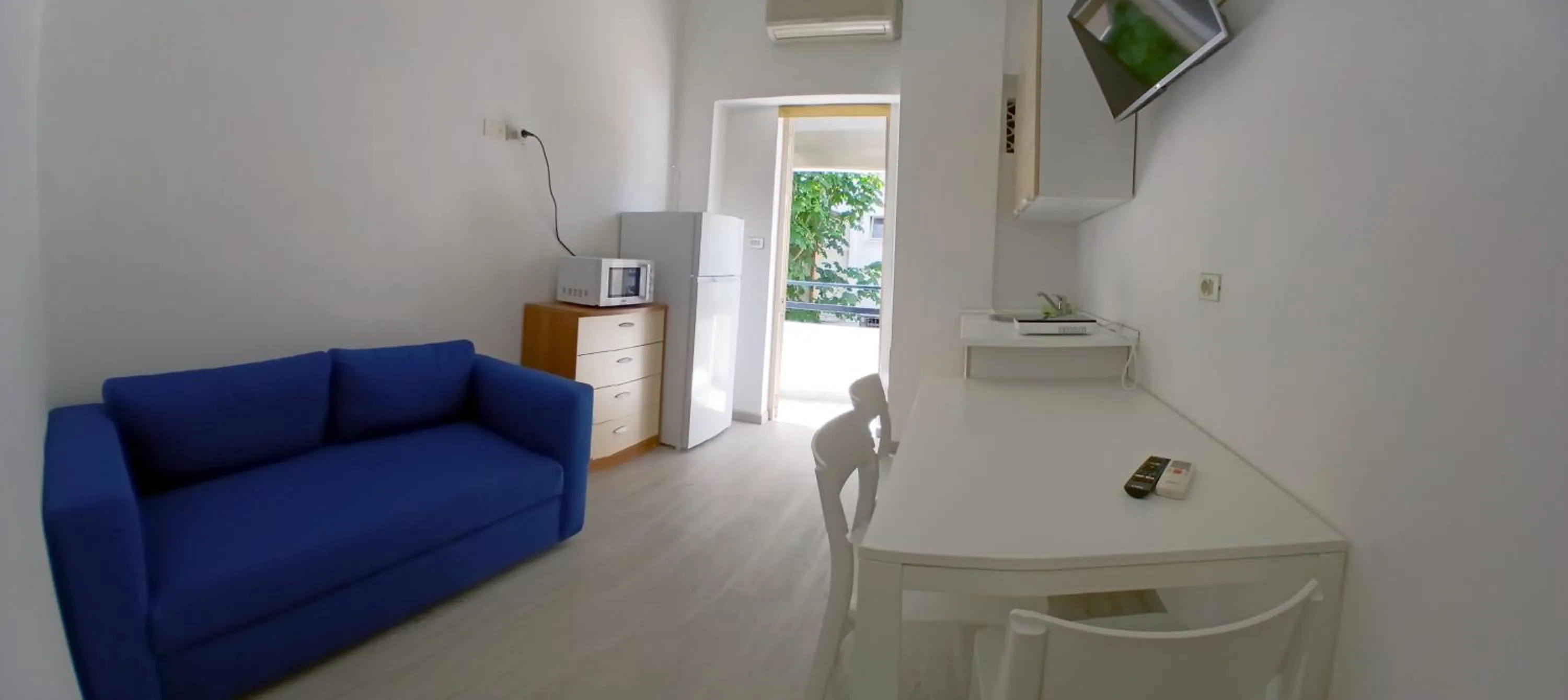 Property building in Hotel Vera