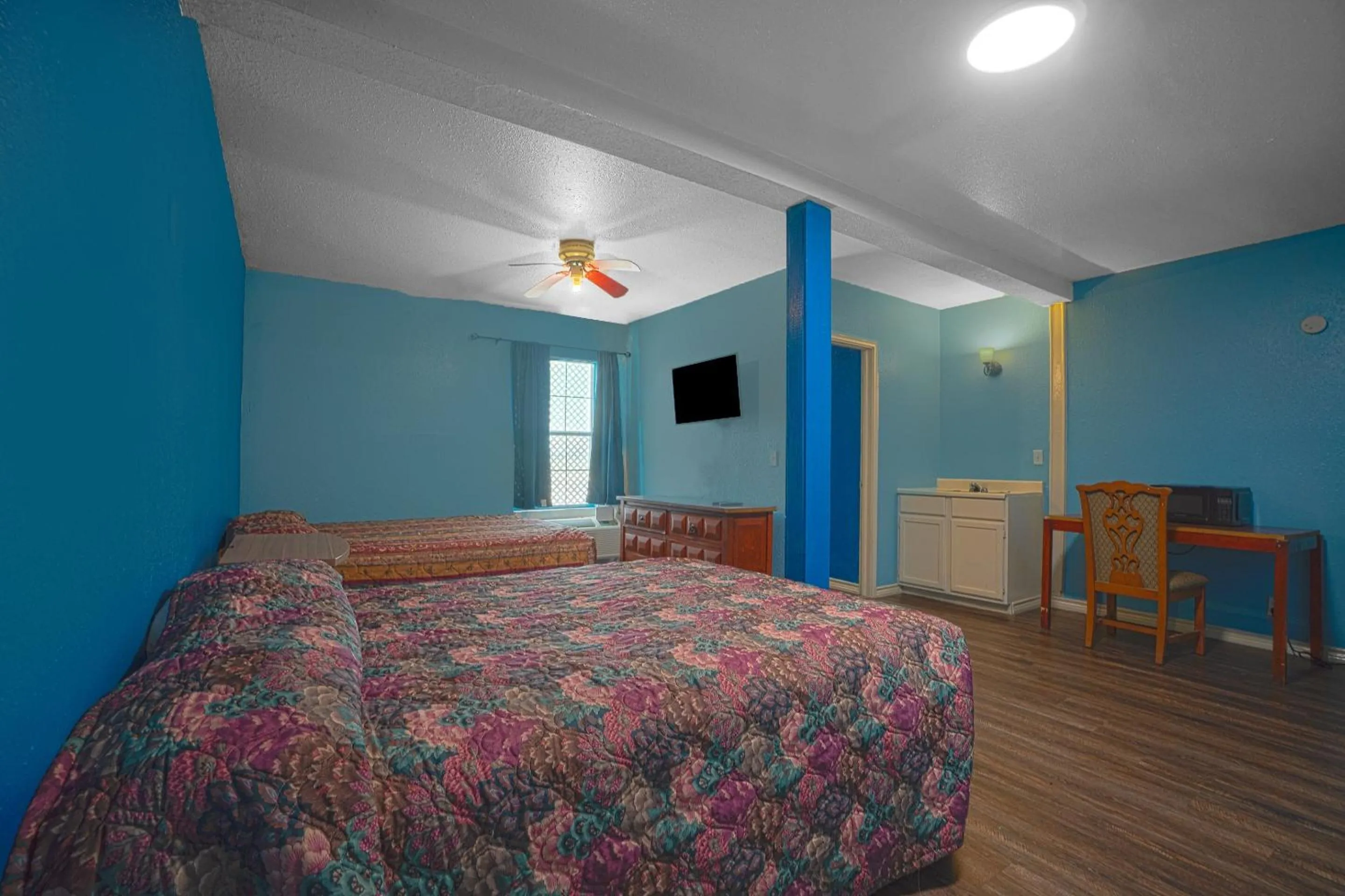 Bedroom, Bed in Plaza Motel Corpus Christi by OYO