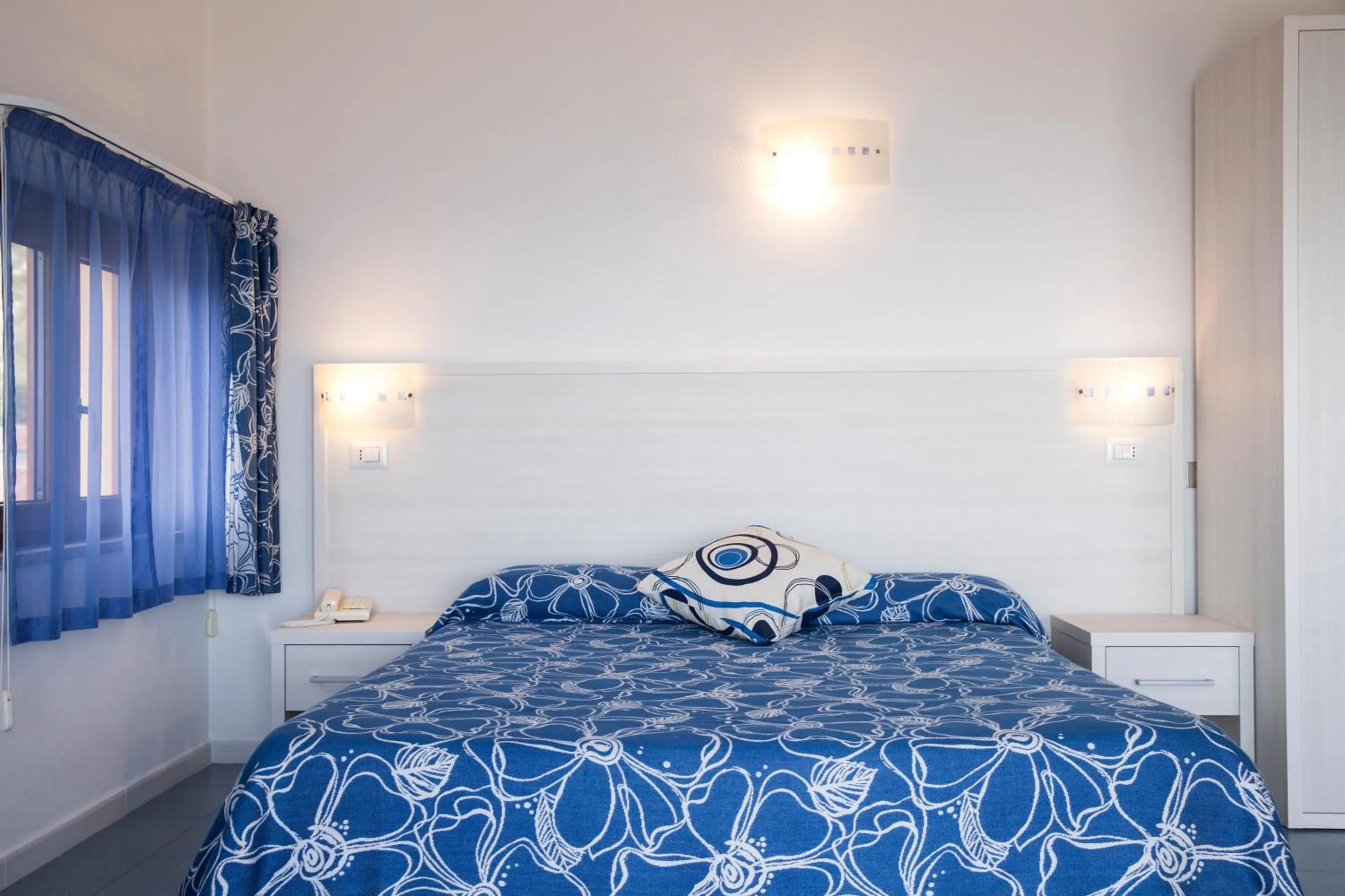 Bed in Hotel La Playa