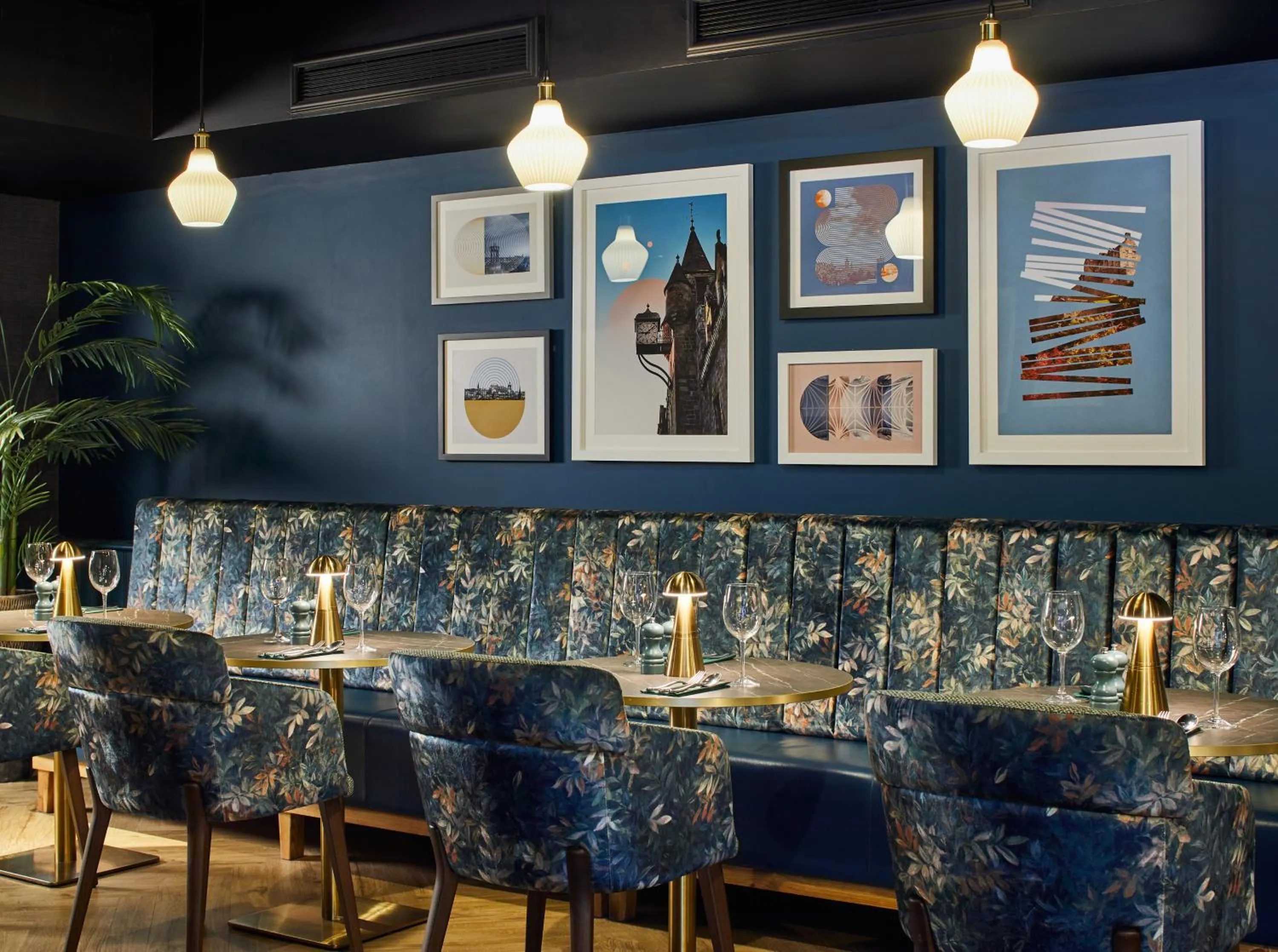 Restaurant/places to eat in Leonardo Royal Hotel Edinburgh