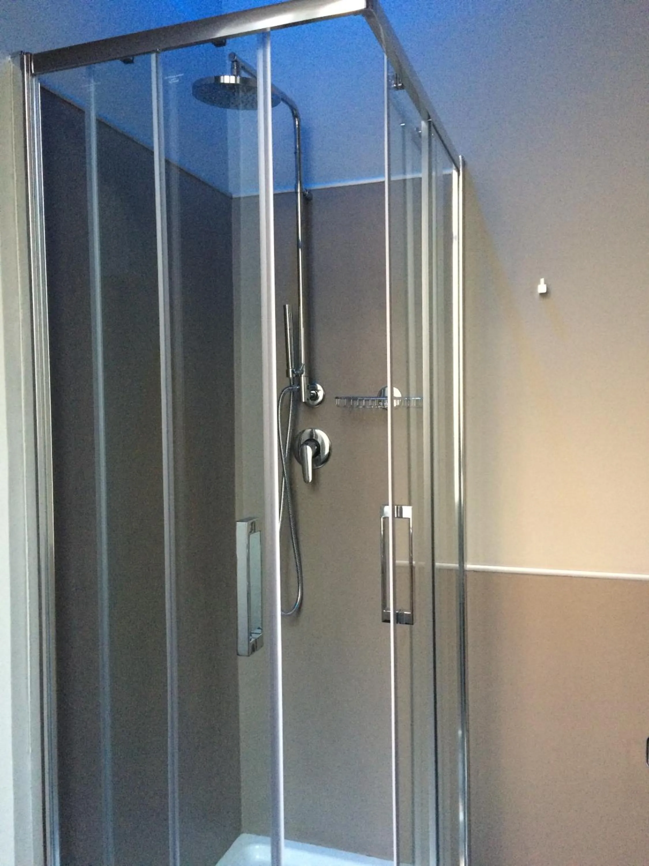 Shower in The Pope's Window