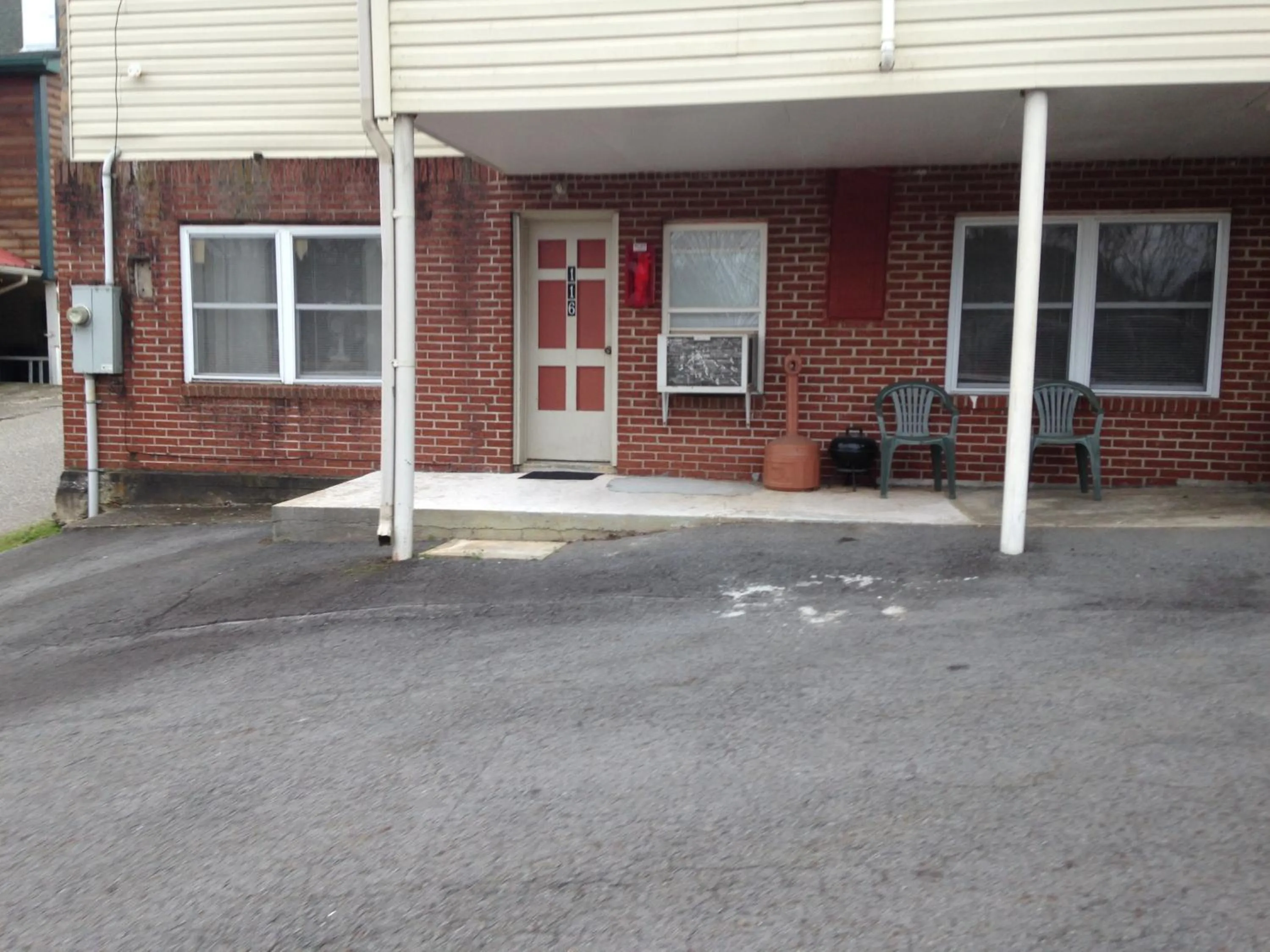 Phillips Historic Motel & Cottages