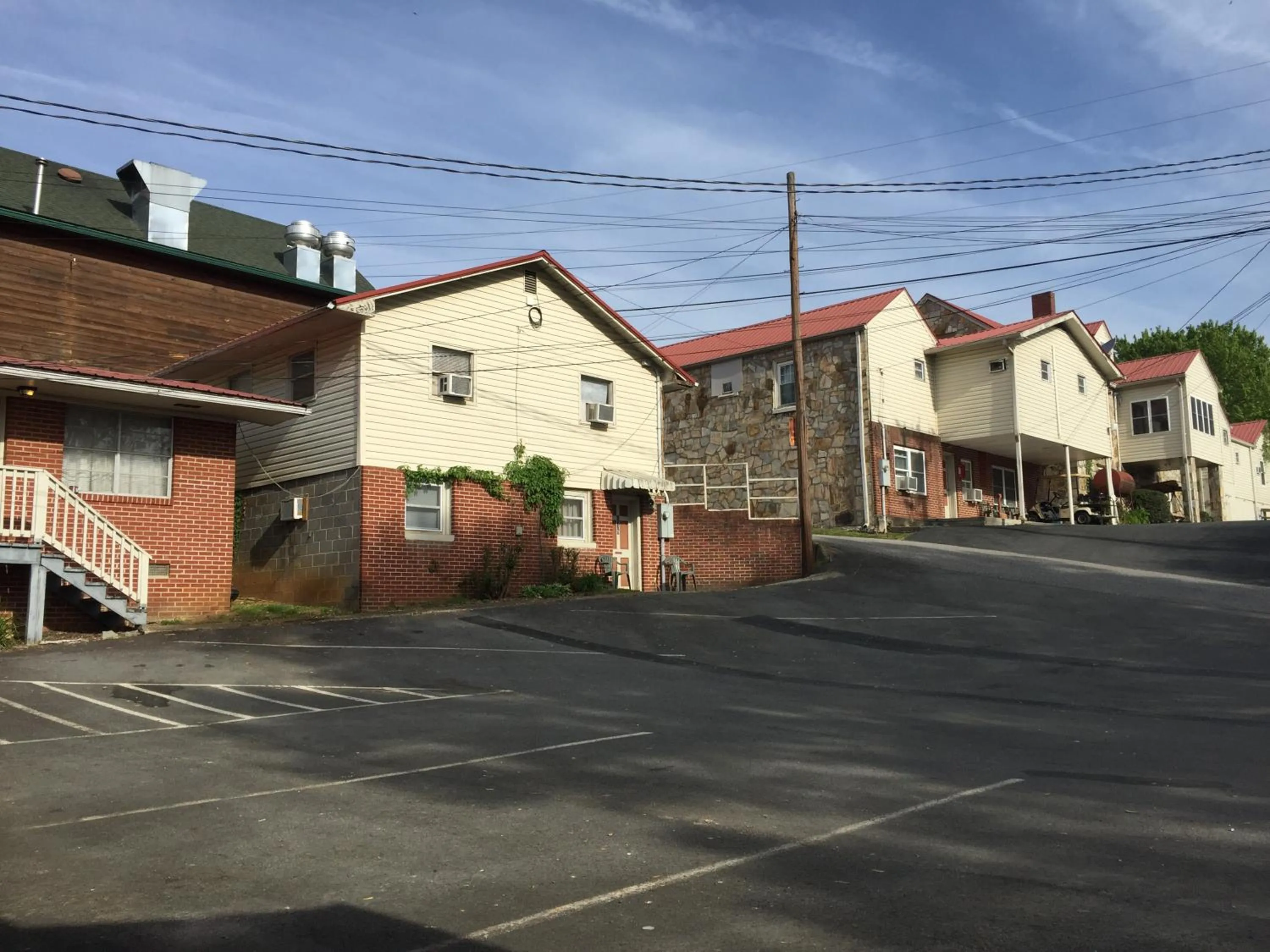 Phillips Historic Motel & Cottages