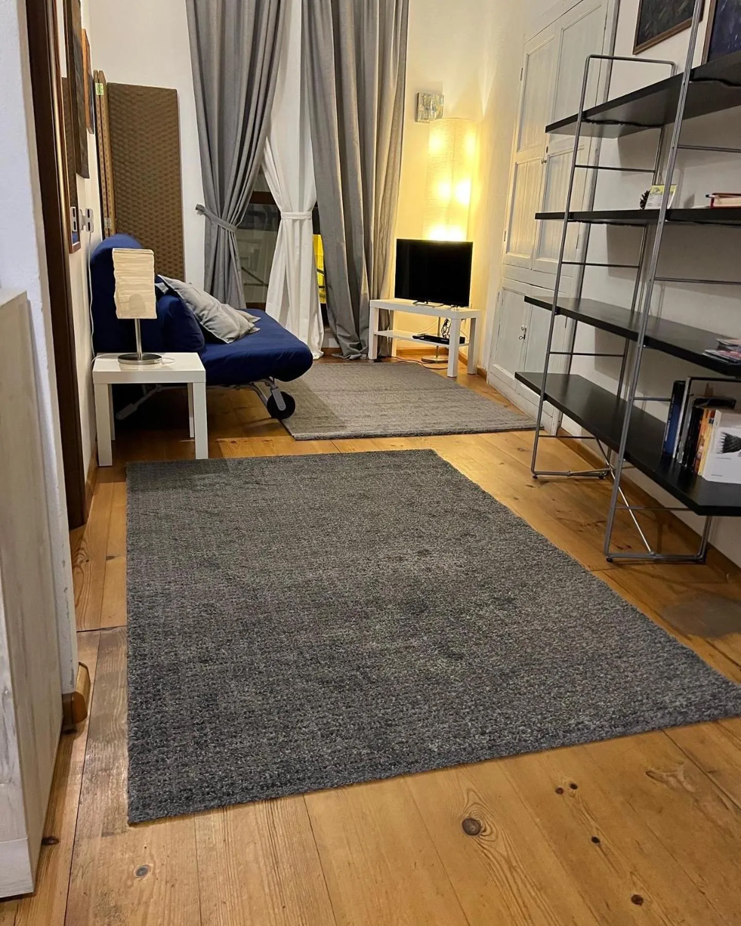 TV and multimedia, Bed in Studio Apartments Centro Storico Via Manno