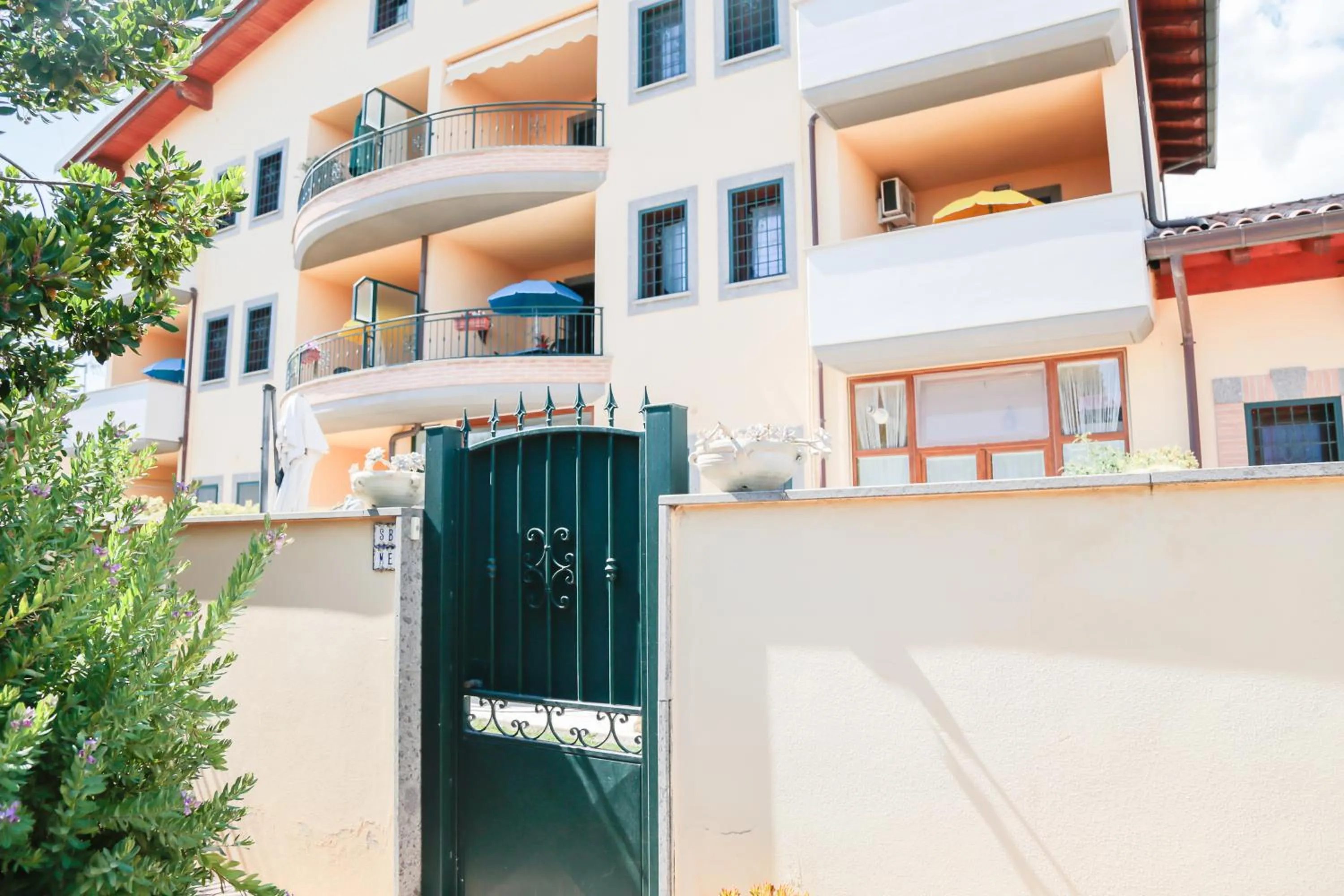 Property building in Fiumicino Inn Airport